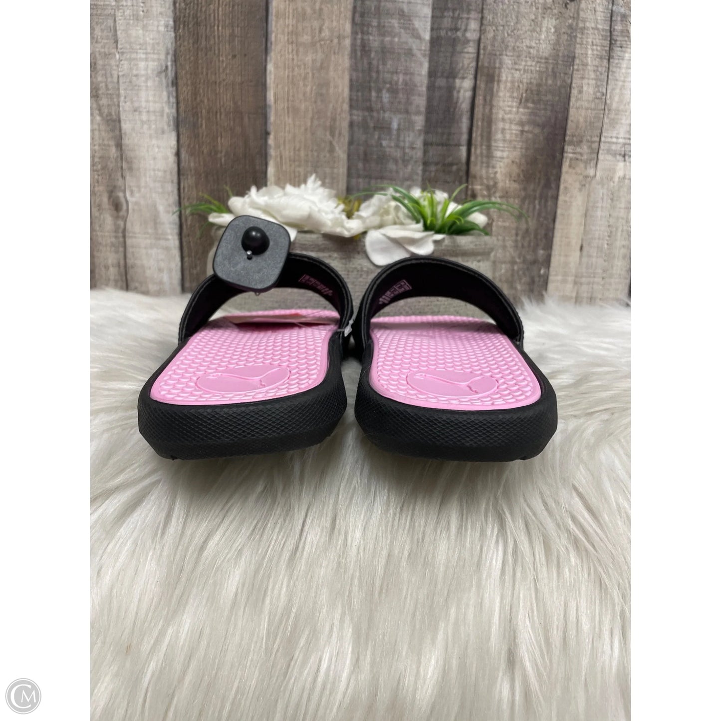 Sandals Sport By Puma In Black & Pink, Size: 8