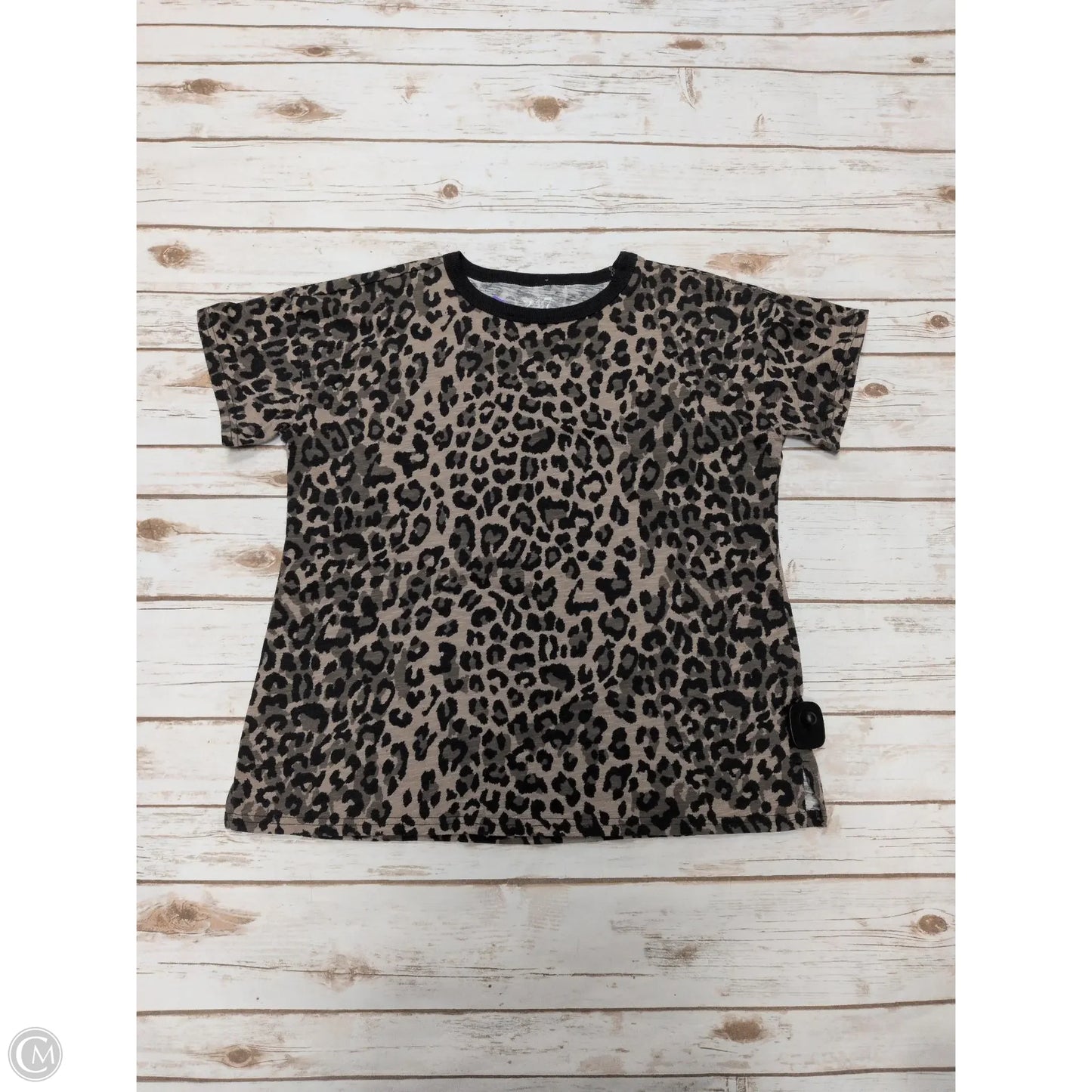 Top Short Sleeve By Maurices In Animal Print, Size: L