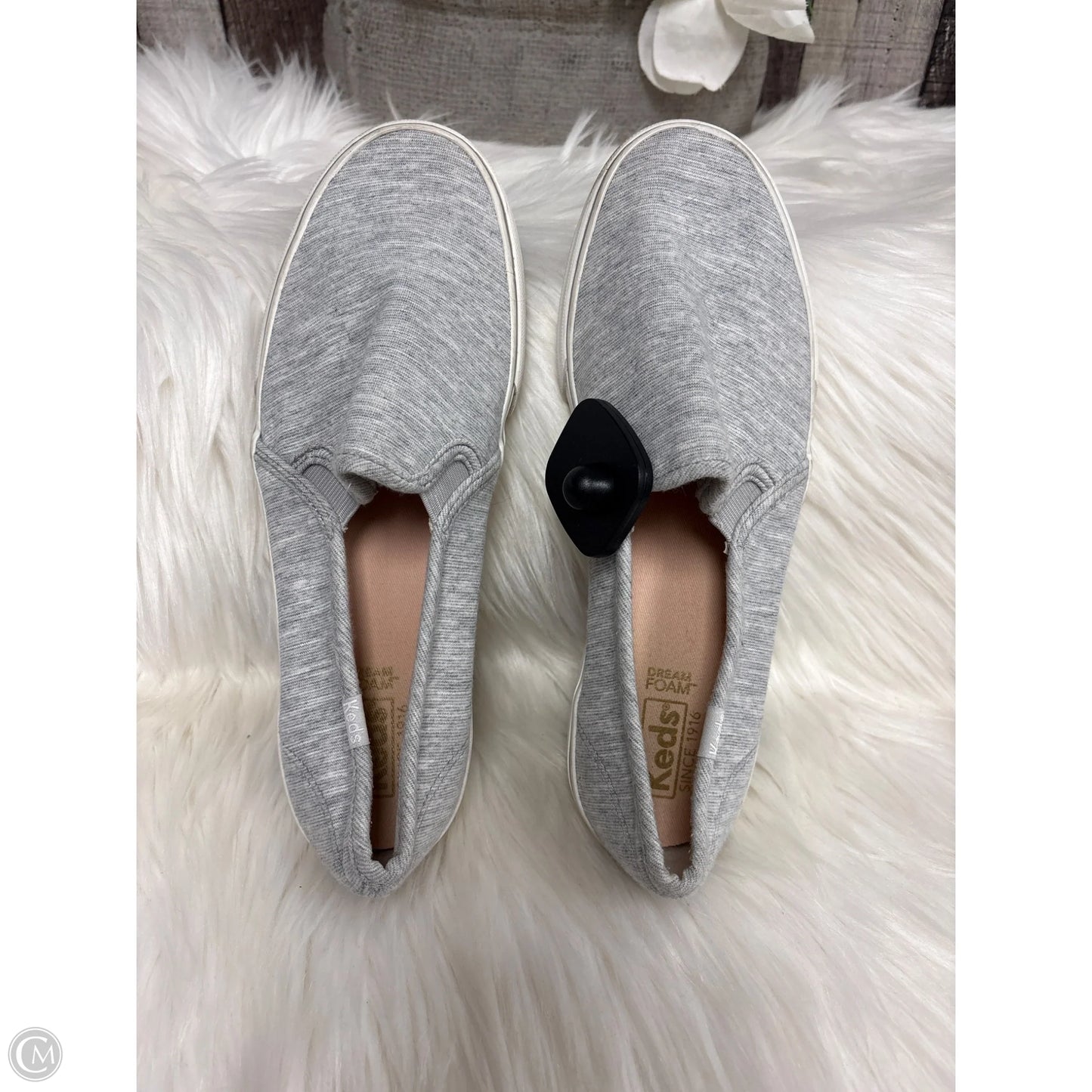 Shoes Sneakers By Keds In Grey, Size: 8