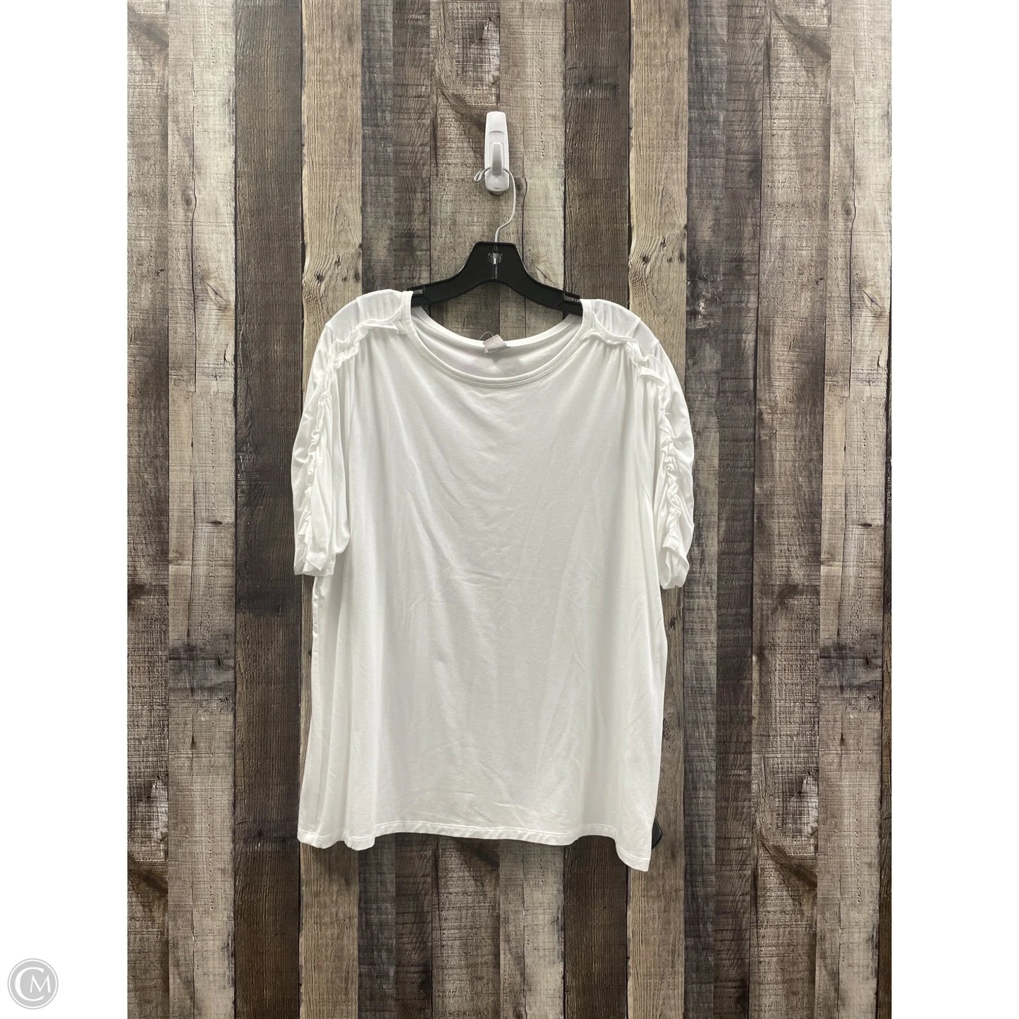 Top Short Sleeve By Chicos In White, Size: Xl