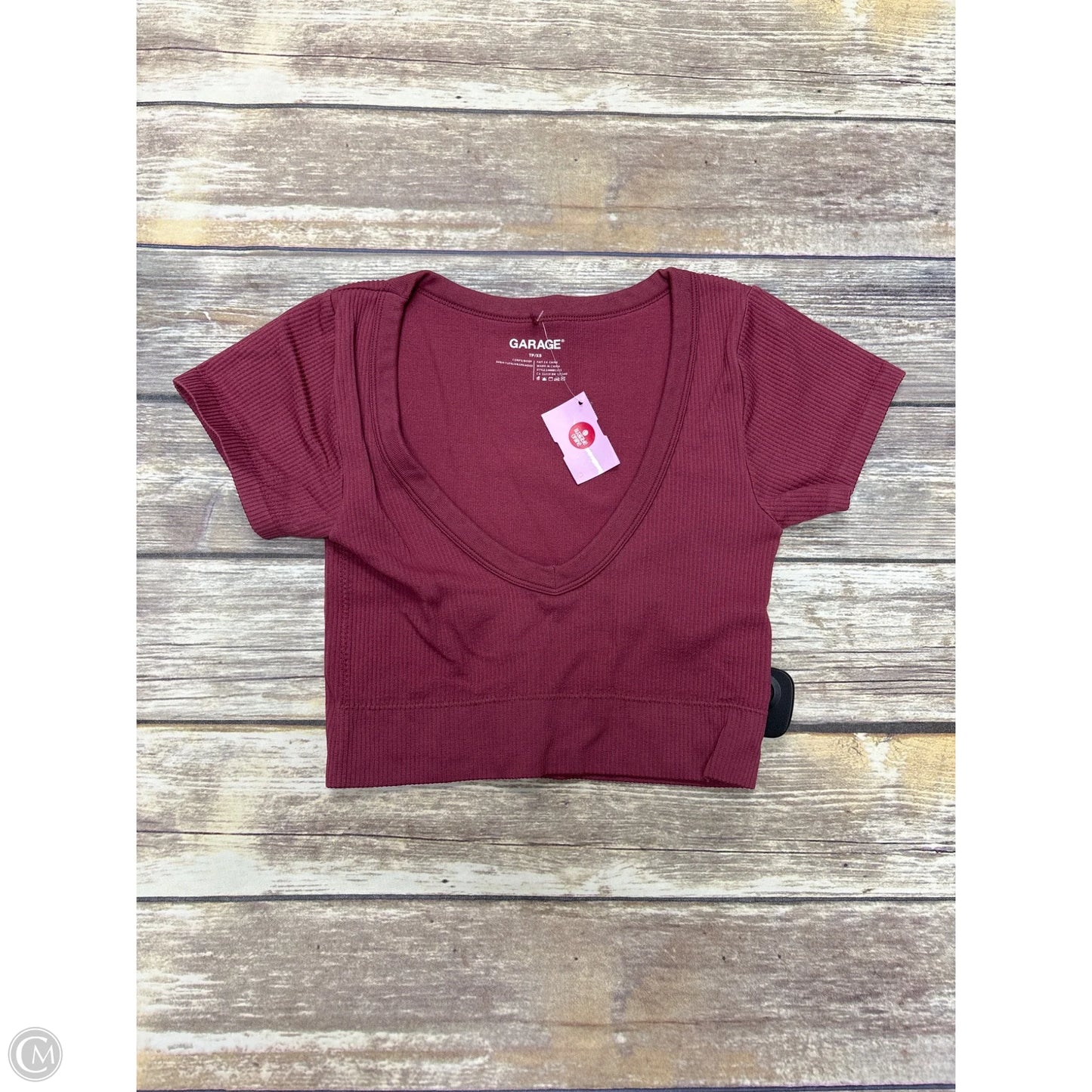 Top Short Sleeve By Garage In Maroon, Size: Xs