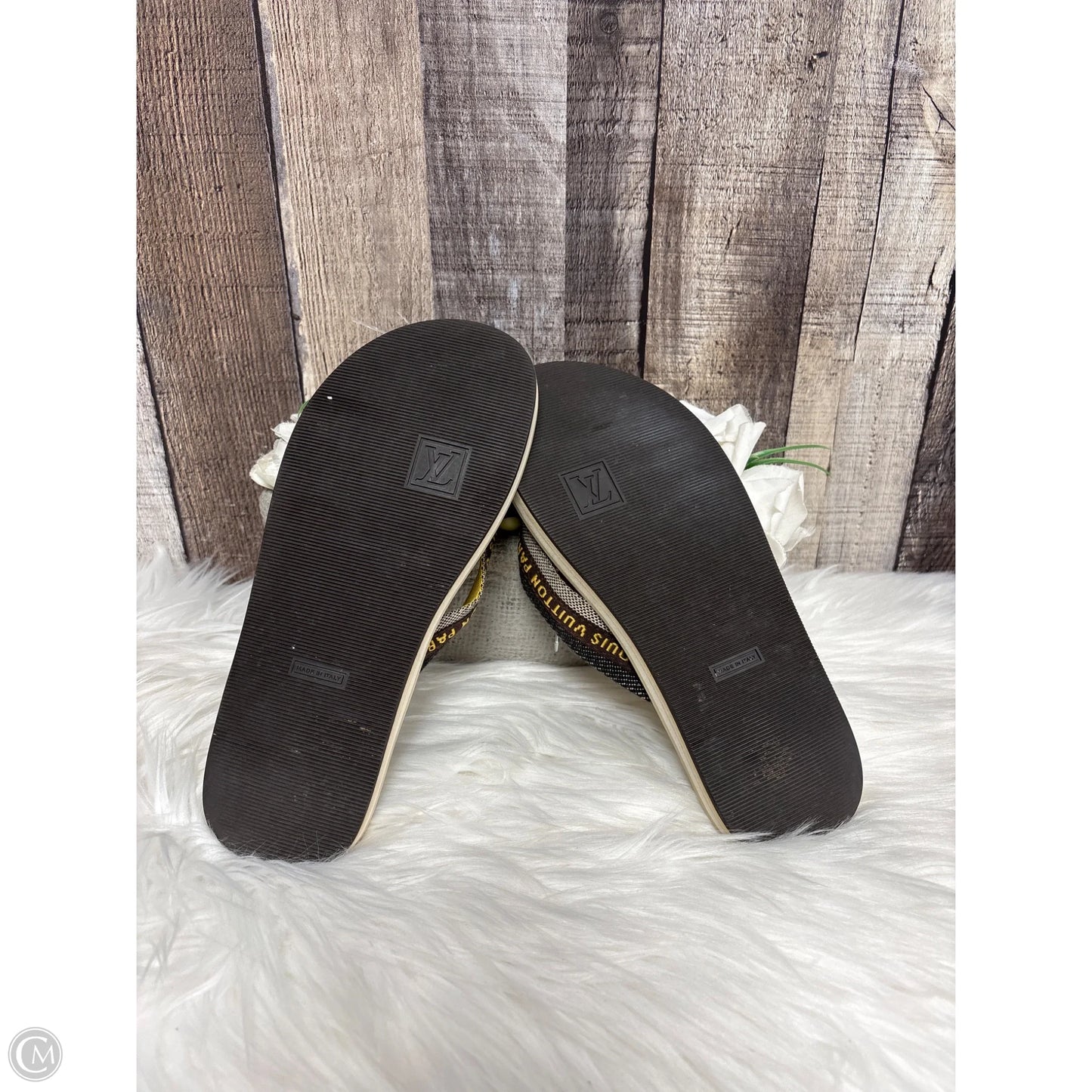 Sandals Luxury Designer By Louis Vuitton In Beige, Size: 7