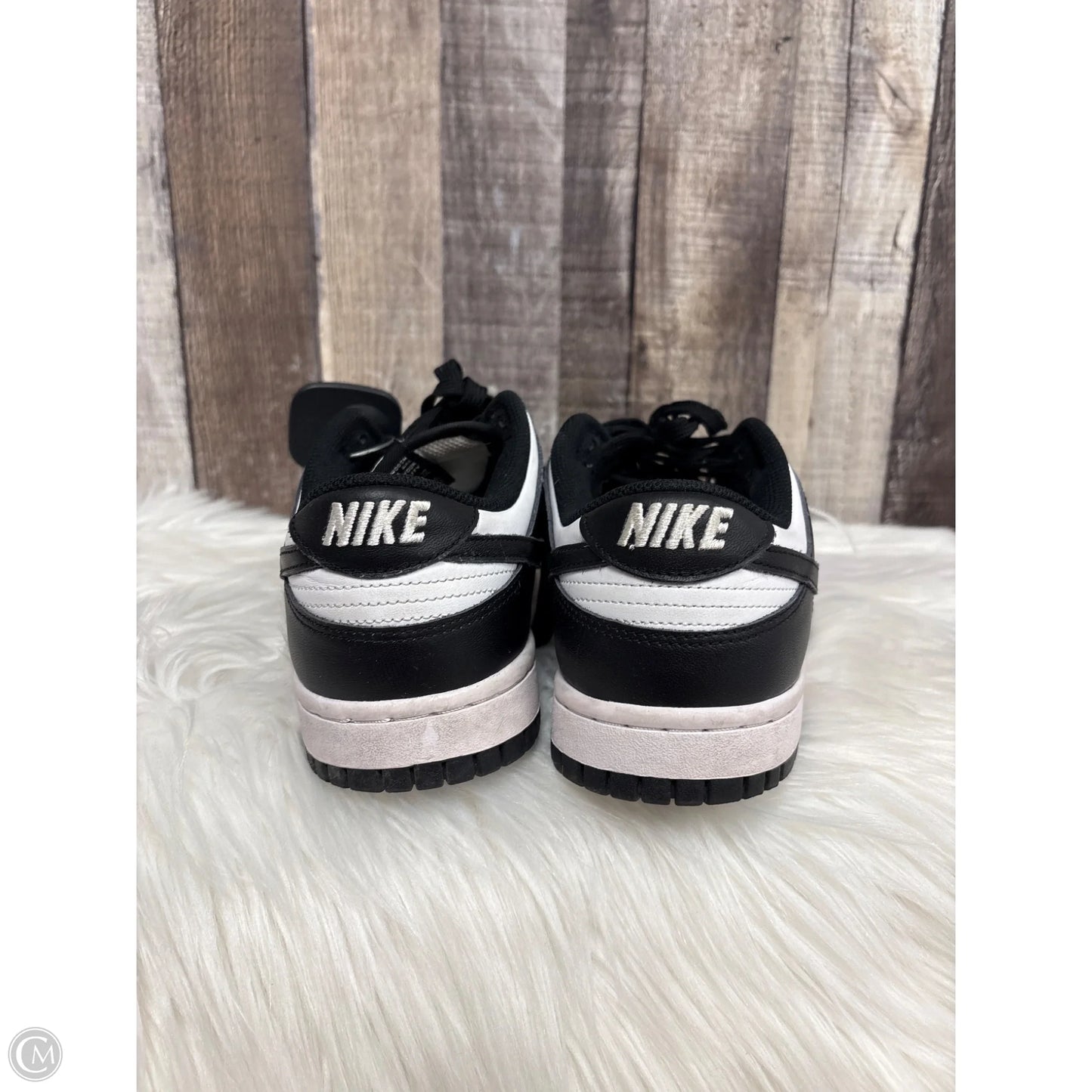 Shoes Athletic By Nike In White, Size: 8.5
