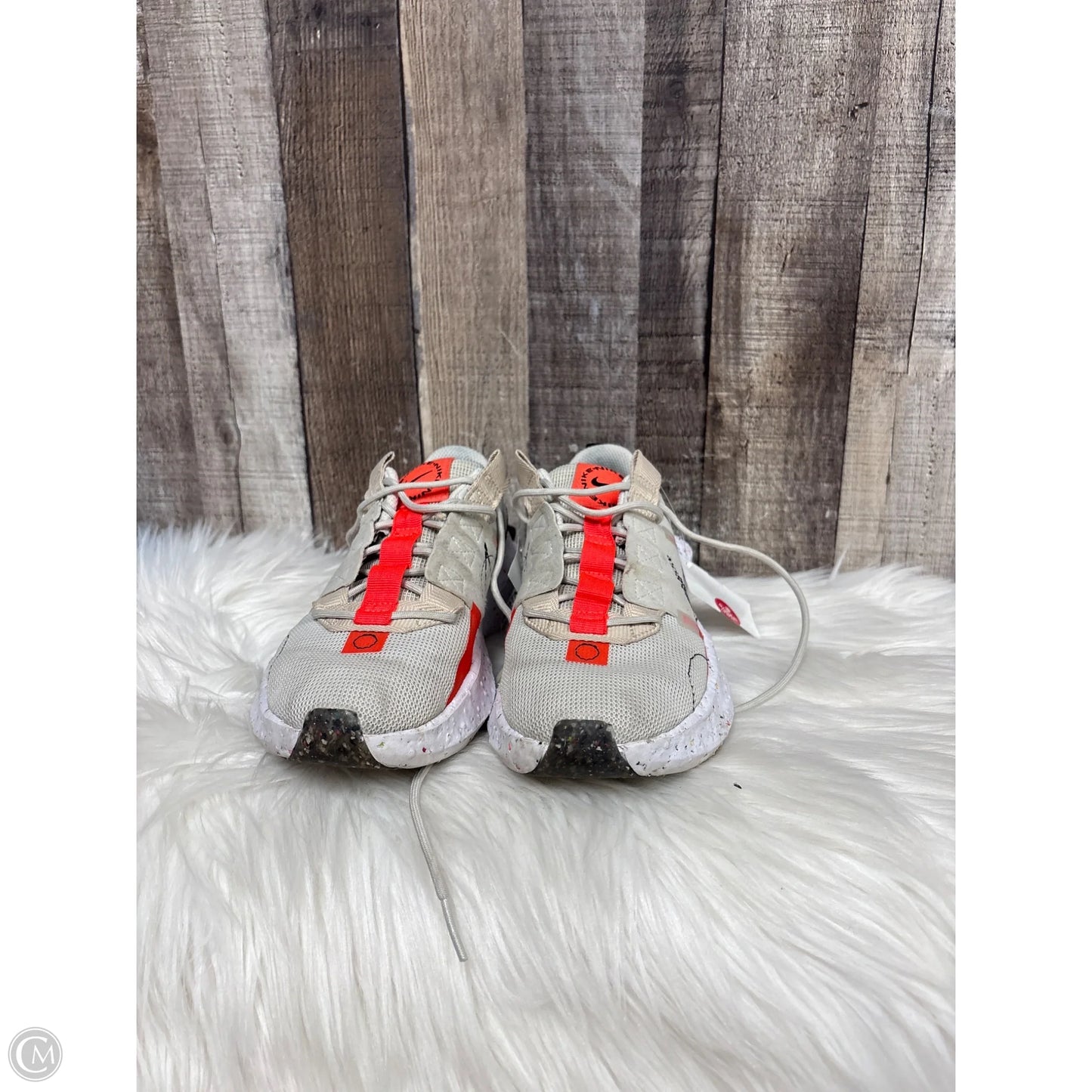 Shoes Athletic By Nike In Beige, Size: 7.5