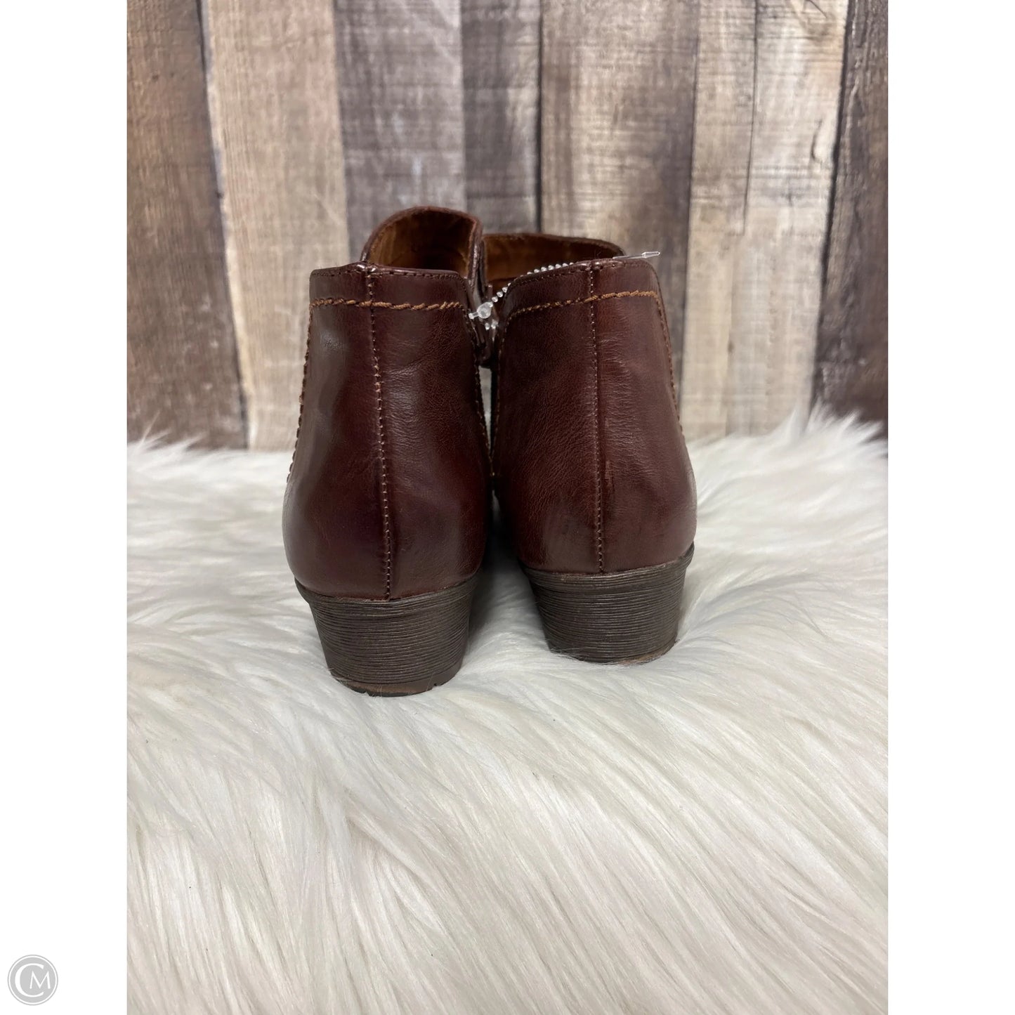 Boots Ankle Heels By Cobb Hill In Brown, Size: 7