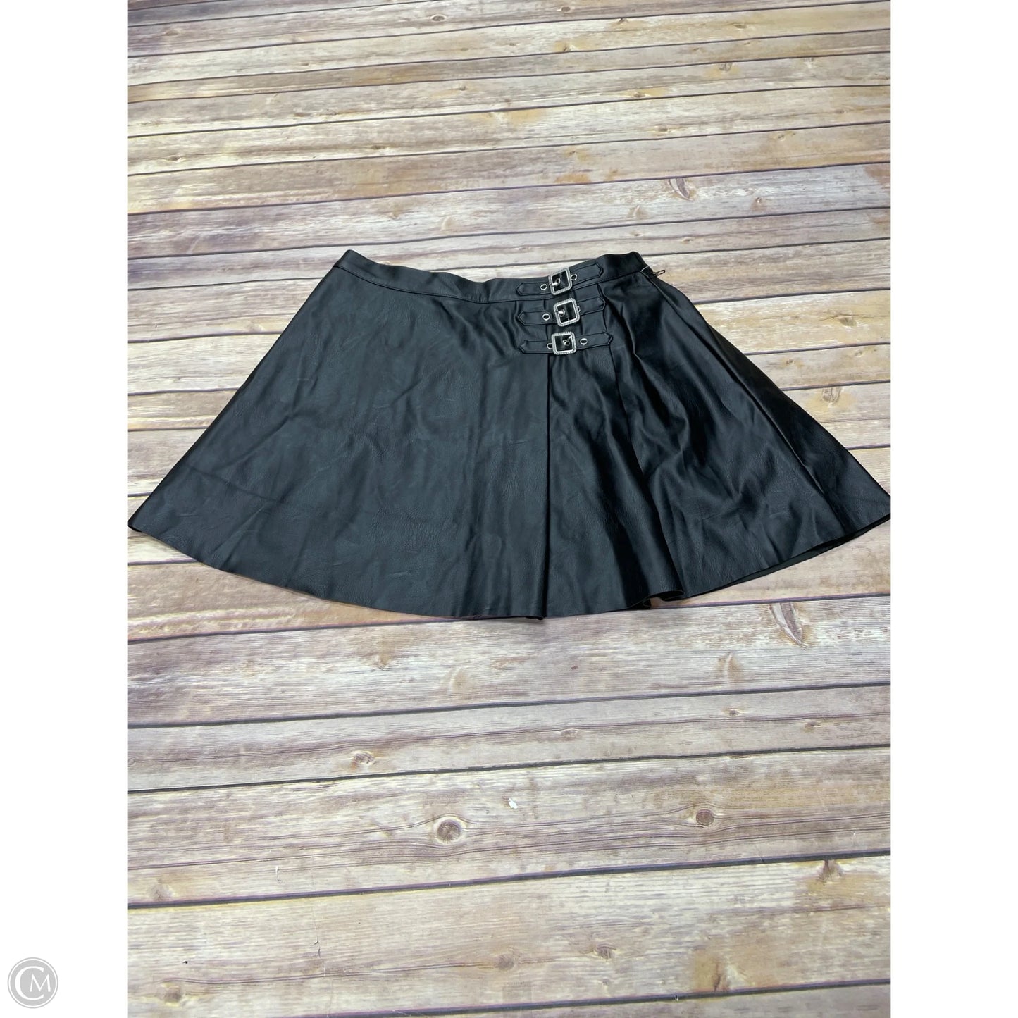 Skirt Mini & Short By Superdown In Black, Size: M