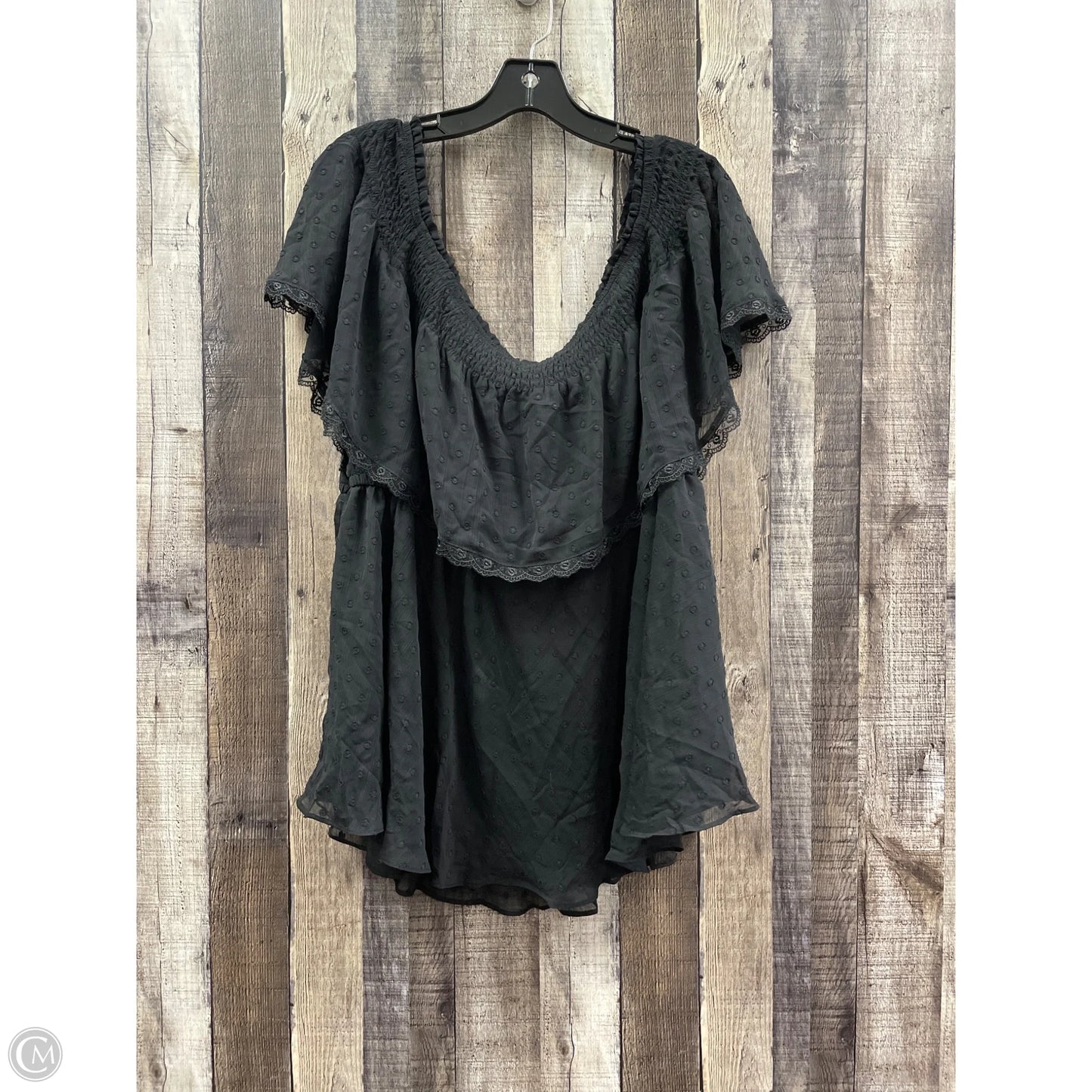 Top Short Sleeve By Torrid In Black, Size: 3x