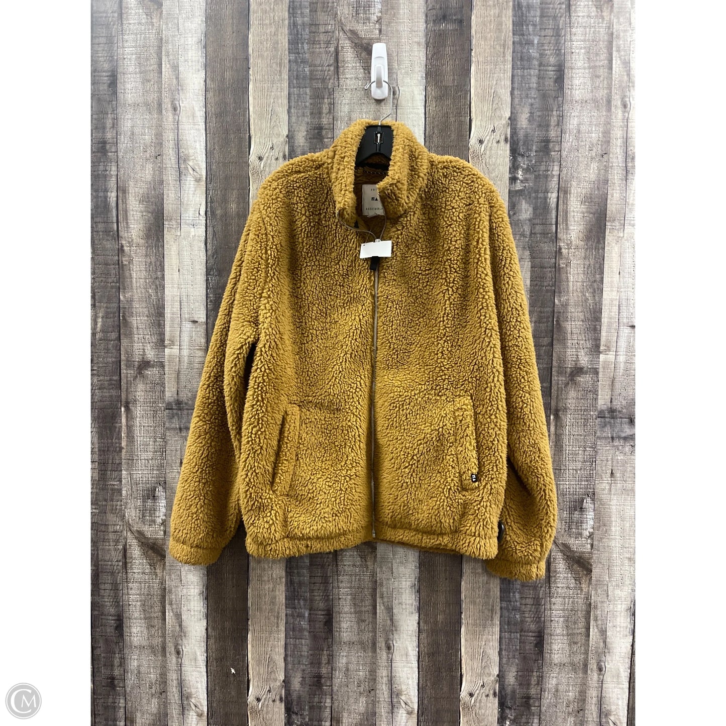 Jacket Fleece By Free Assembly In Tan, Size: L