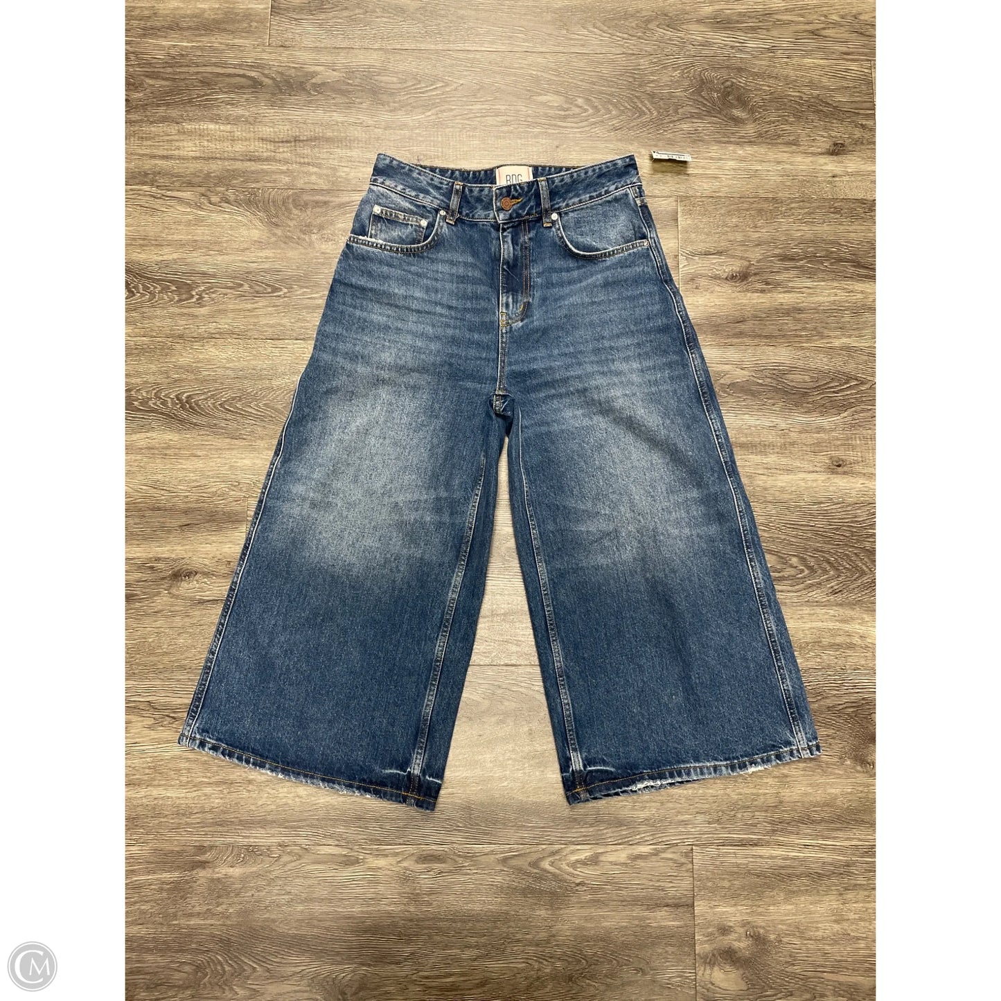 Jeans Cropped By Bdg In Blue Denim, Size: 6