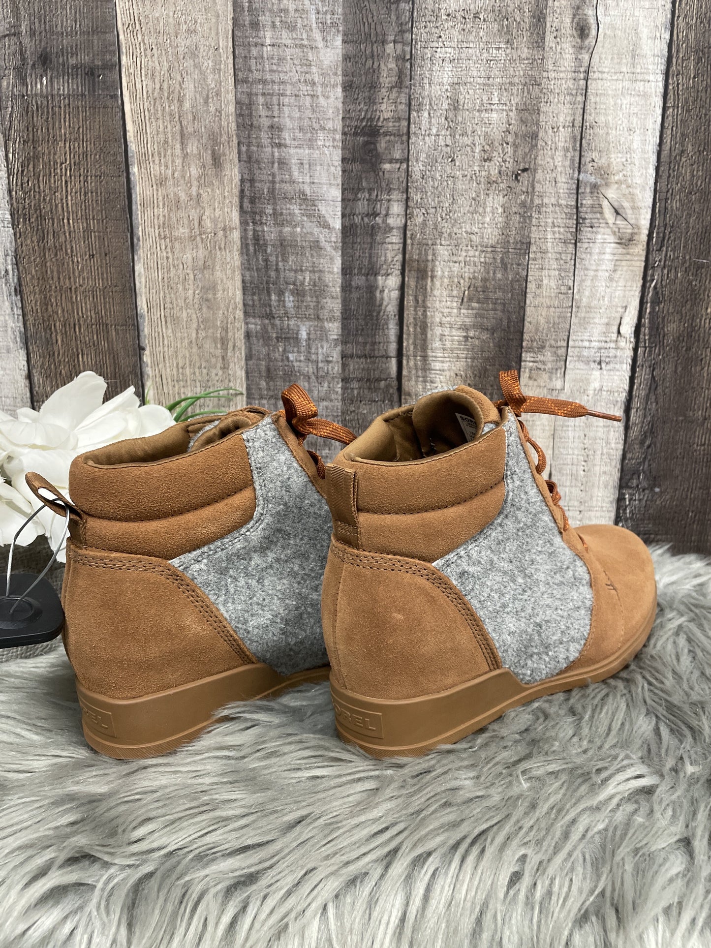 Boots Ankle Heels By Sorel Size: 9.5