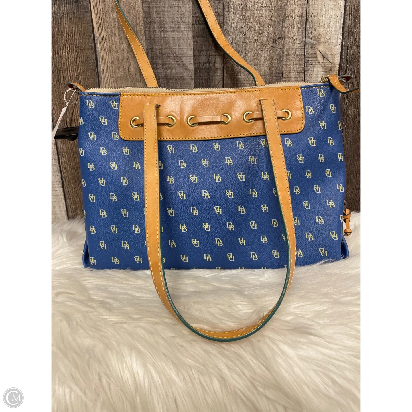 Handbag Designer By Dooney And Bourke, Size: Medium
