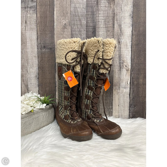 Boots Designer By Ugg In Brown, Size: 6.5