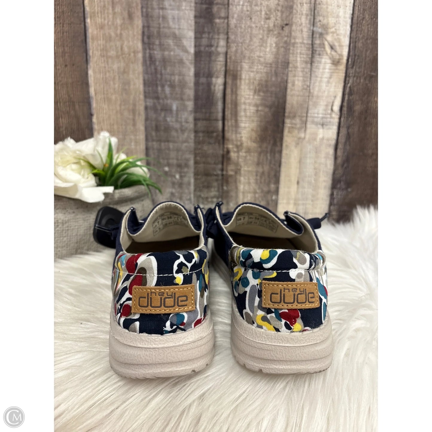 Shoes Flats By Hey Dude In Navy, Size: 7