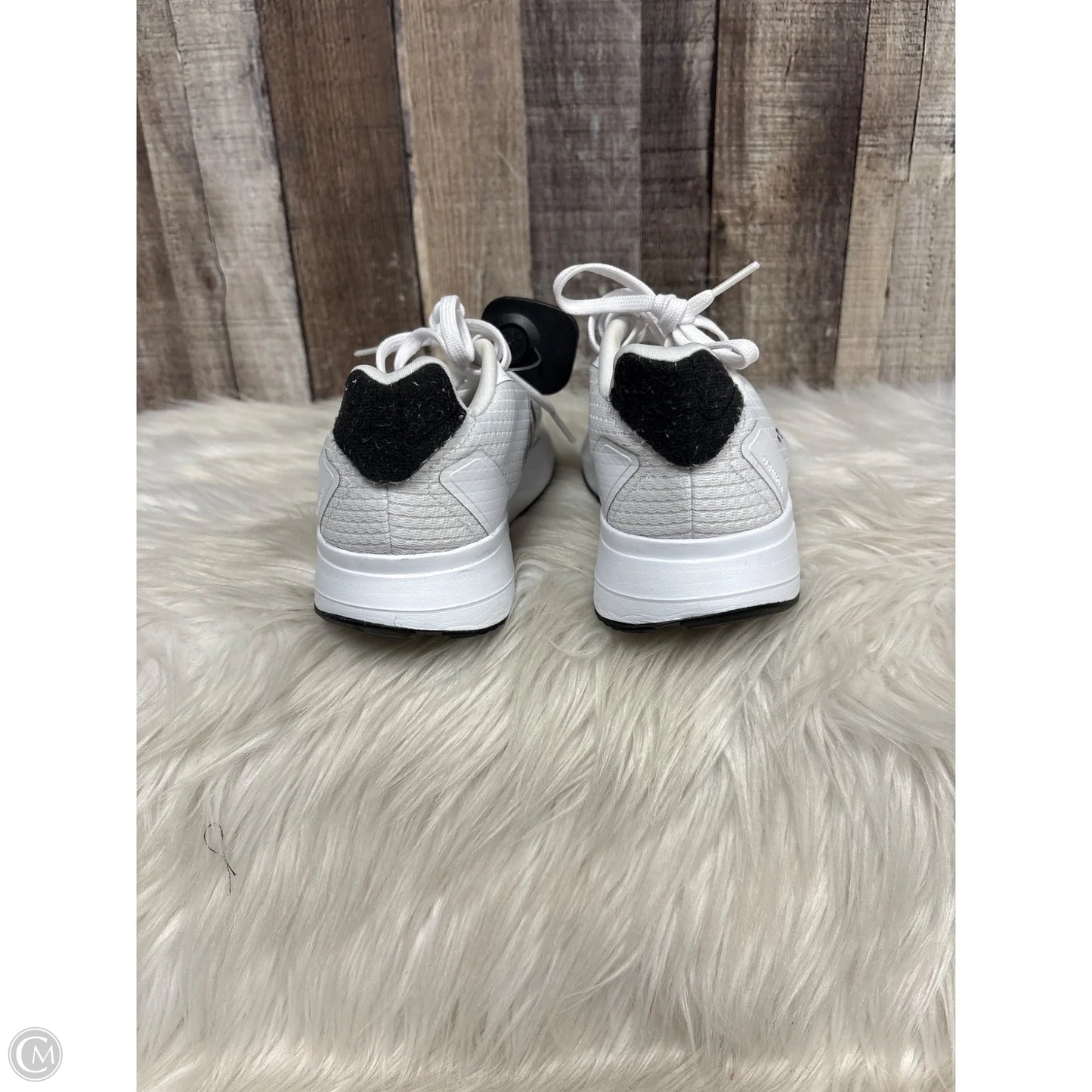 Shoes Athletic By Adidas In White, Size: 5.5