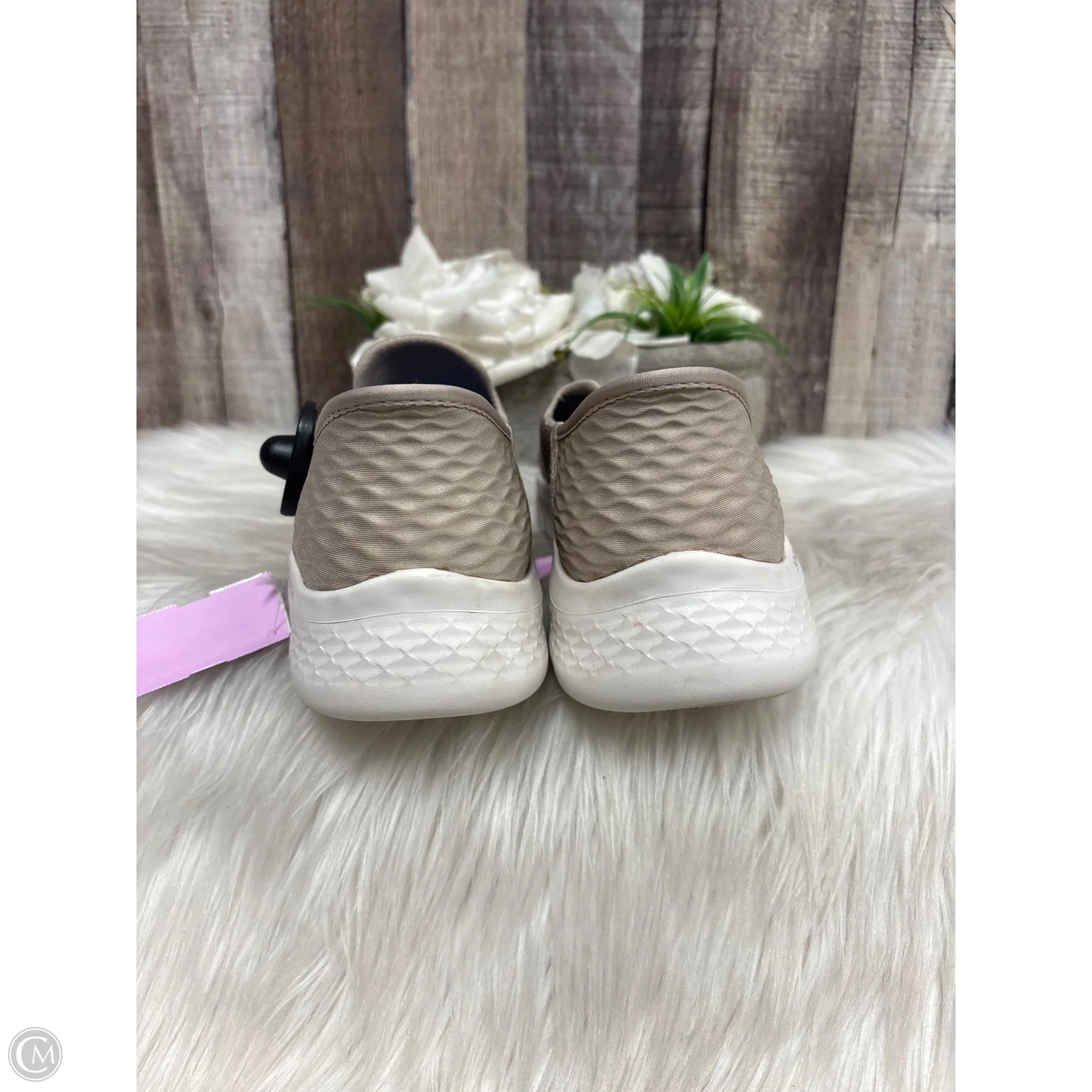Shoes Athletic By Skechers In Taupe, Size: 7.5