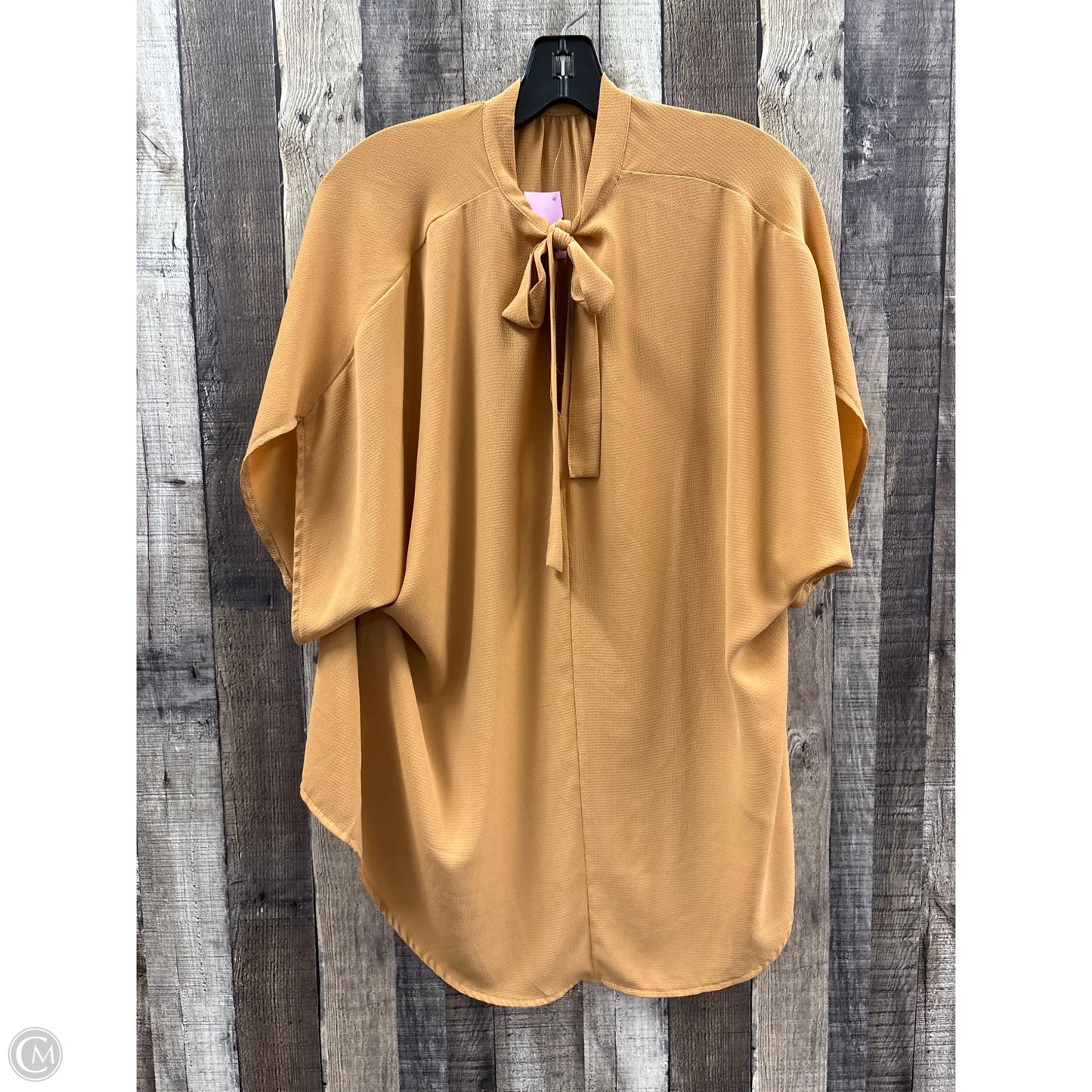 Top Short Sleeve By Shein In Brown, Size: Xl