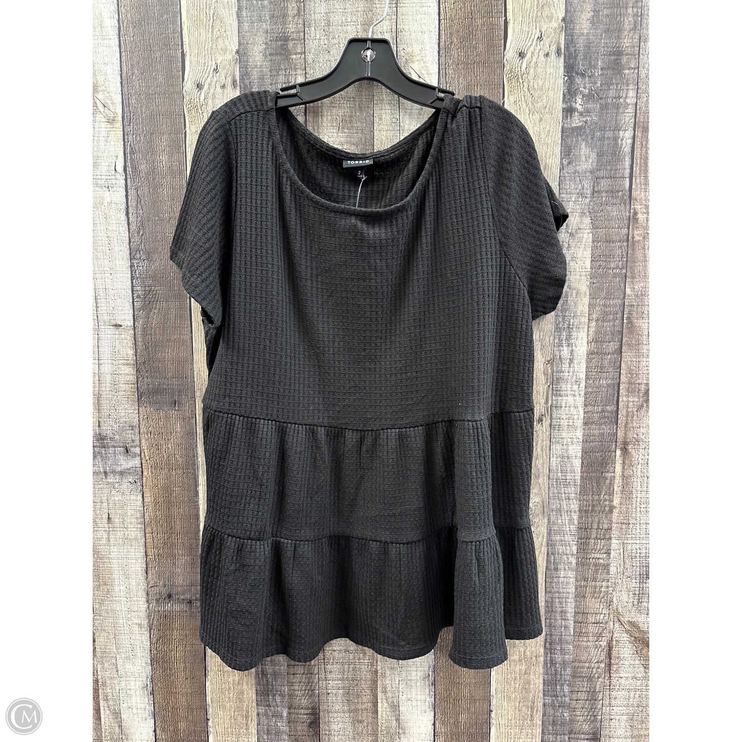 Top Short Sleeve By Torrid In Black, Size: 2x