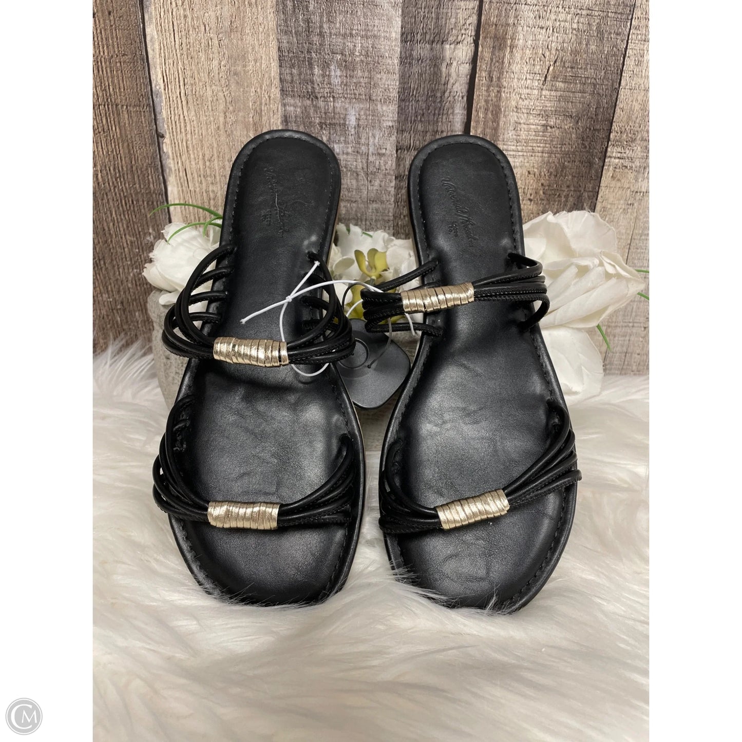 Sandals Flats By Universal Thread In Black, Size: 8