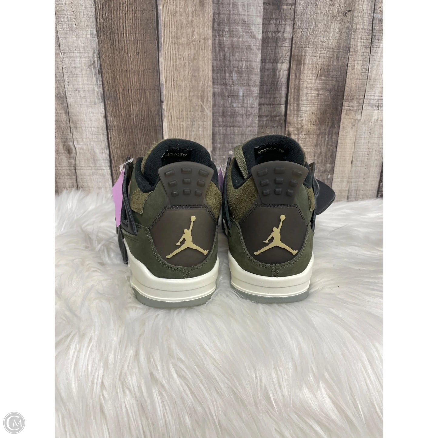 Shoes Luxury Designer By Jordan In Green, Size: 8