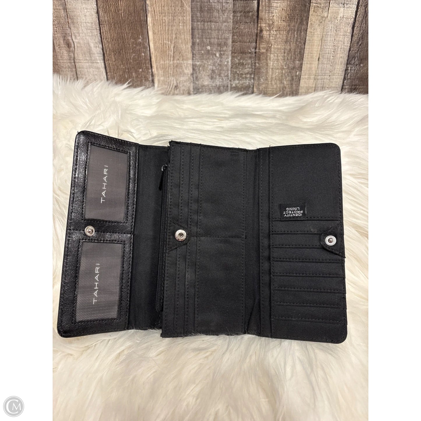 Wallet By Tahari, Size: Medium