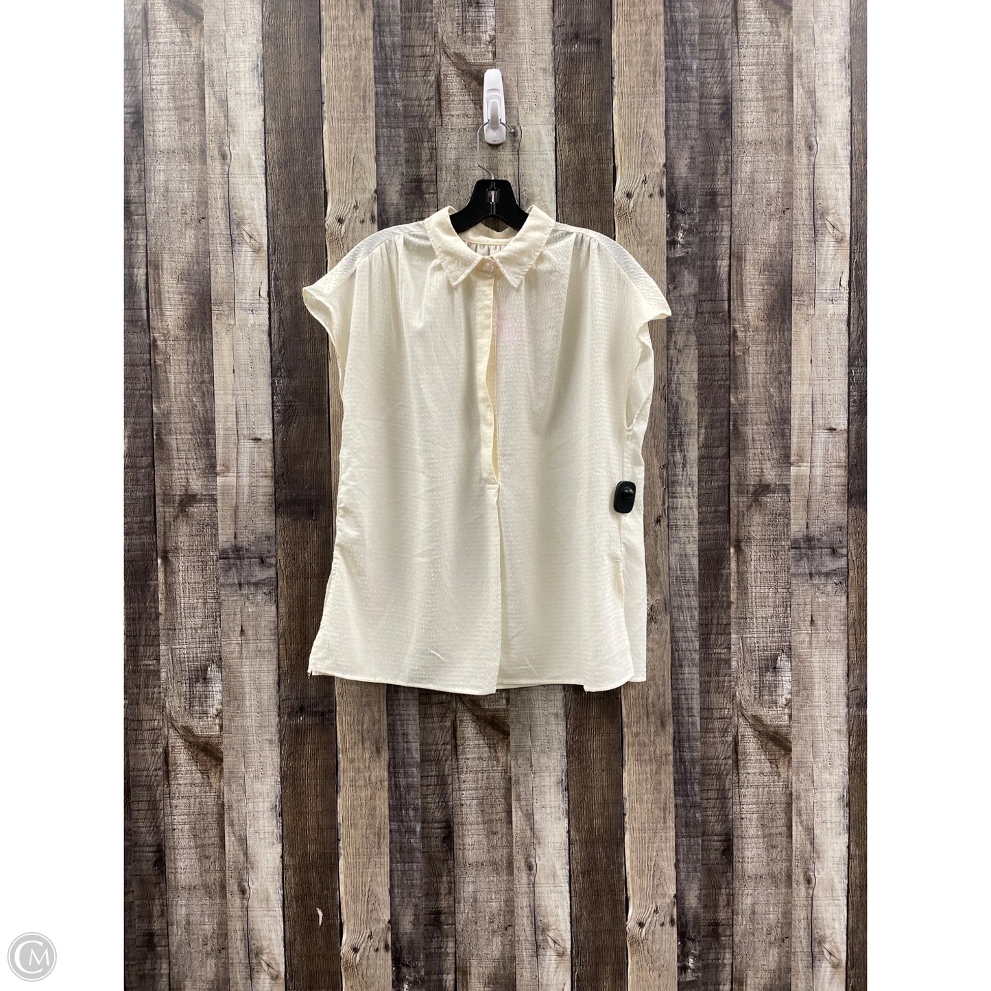 Top Short Sleeve By Max Studio In Cream, Size: M