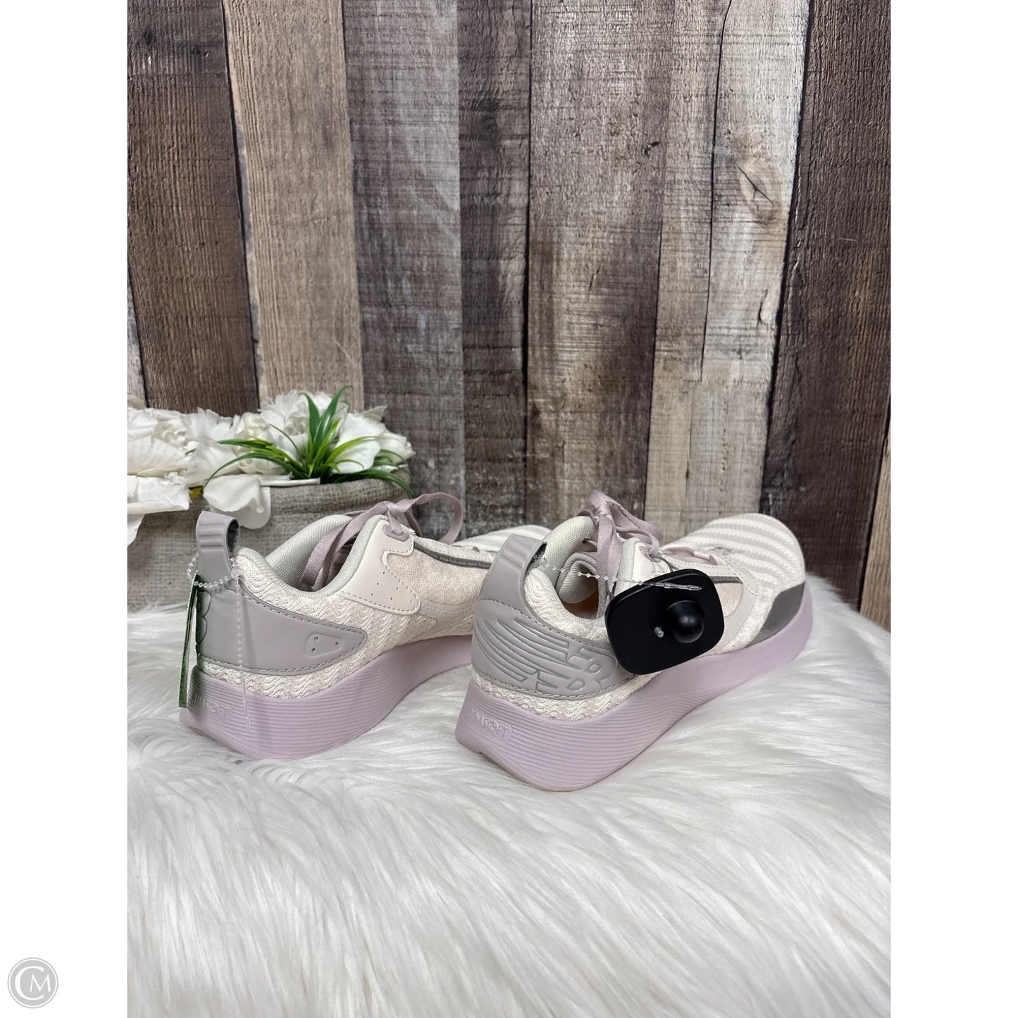 Shoes Athletic By New Balance In Pink, Size: 7.5