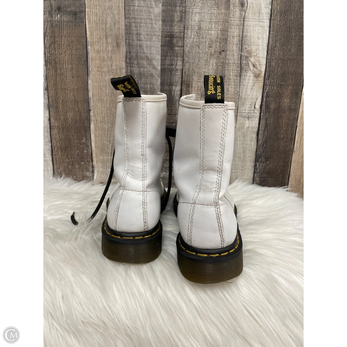 Boots Leather By Dr Martens In White, Size: 8