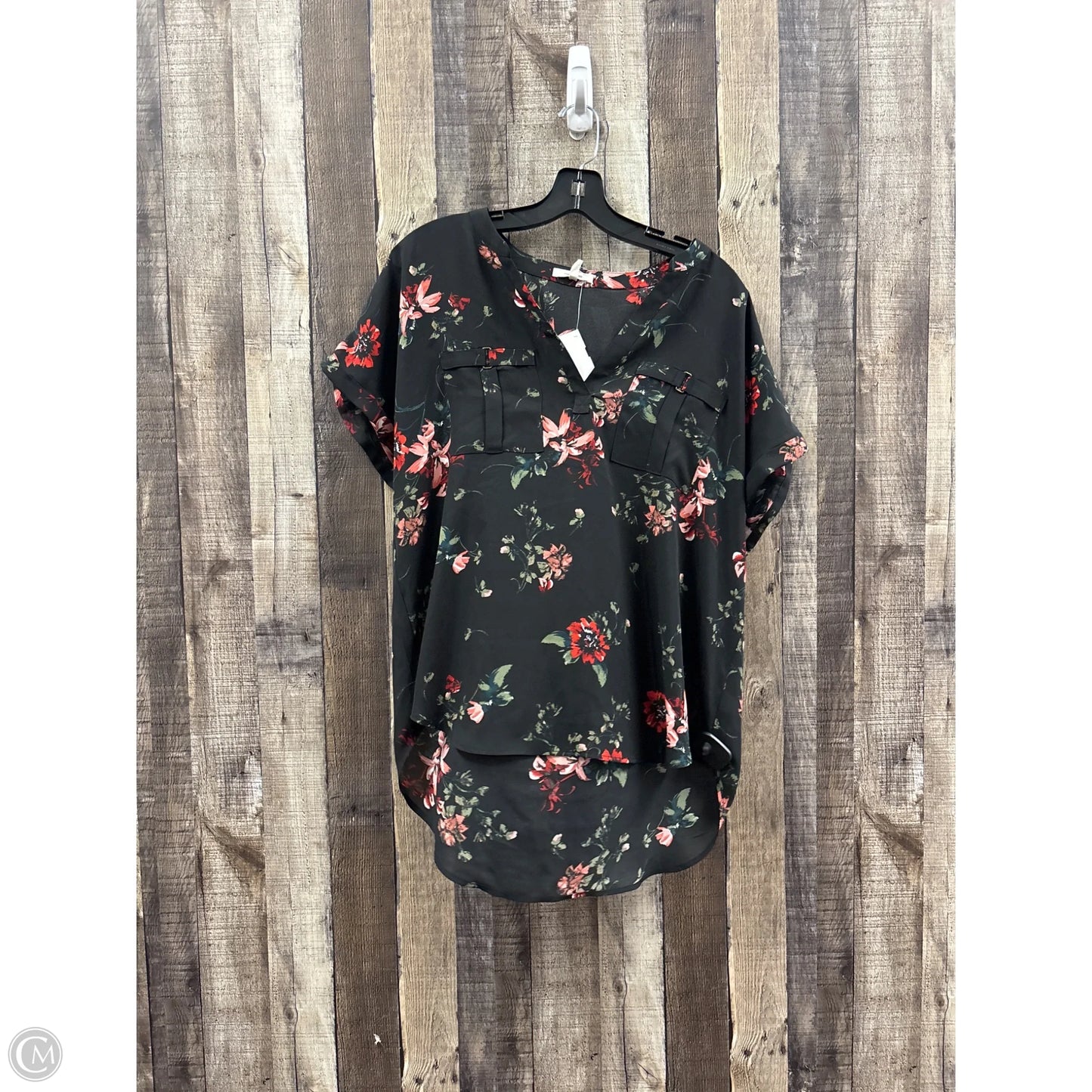Top Short Sleeve By Maurices In Multi-colored, Size: L