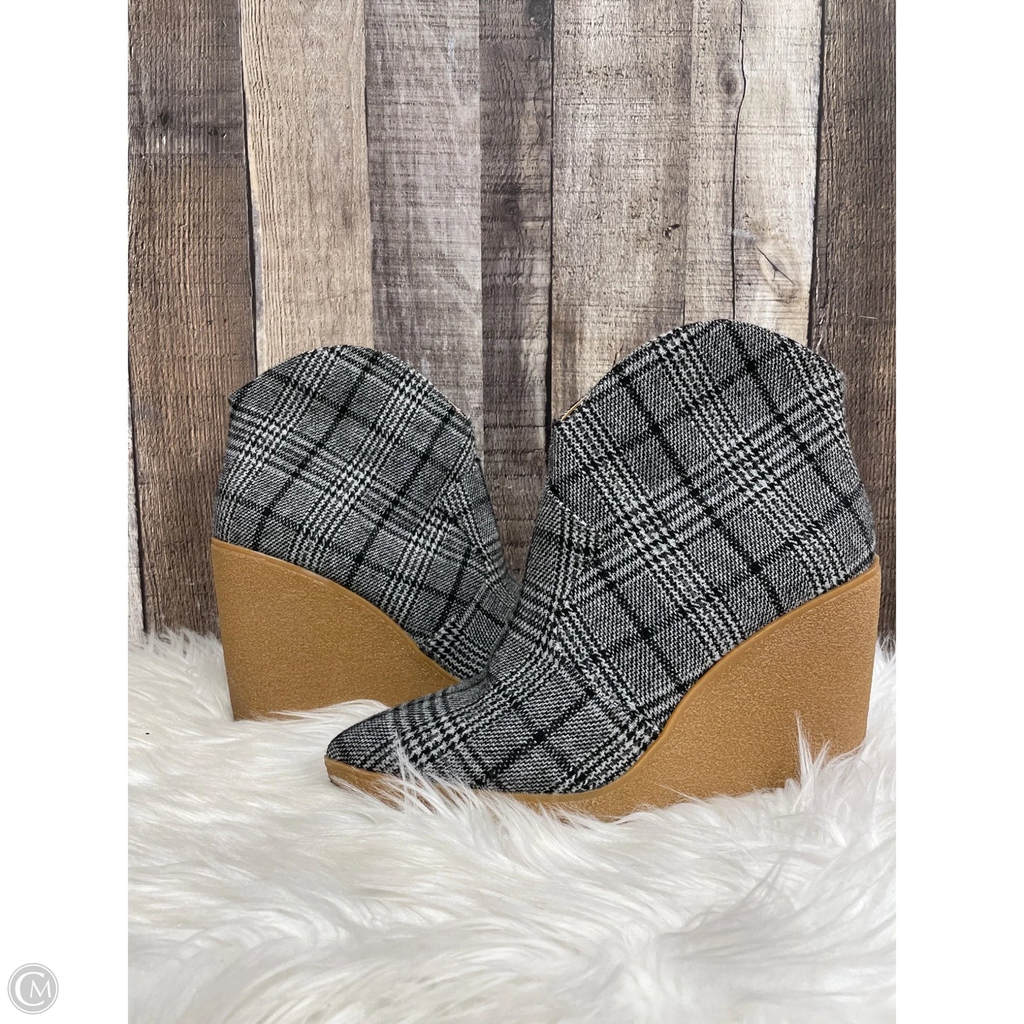 Boots Ankle Heels By Jessica Simpson In Grey, Size: 9