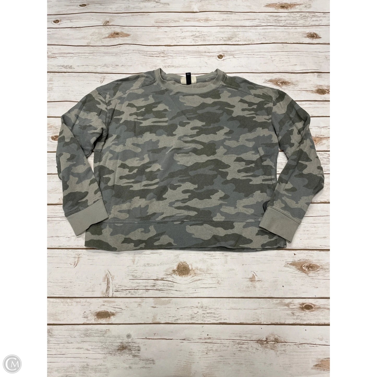 Sweatshirt Crewneck By Universal Thread In Camouflage Print, Size: S
