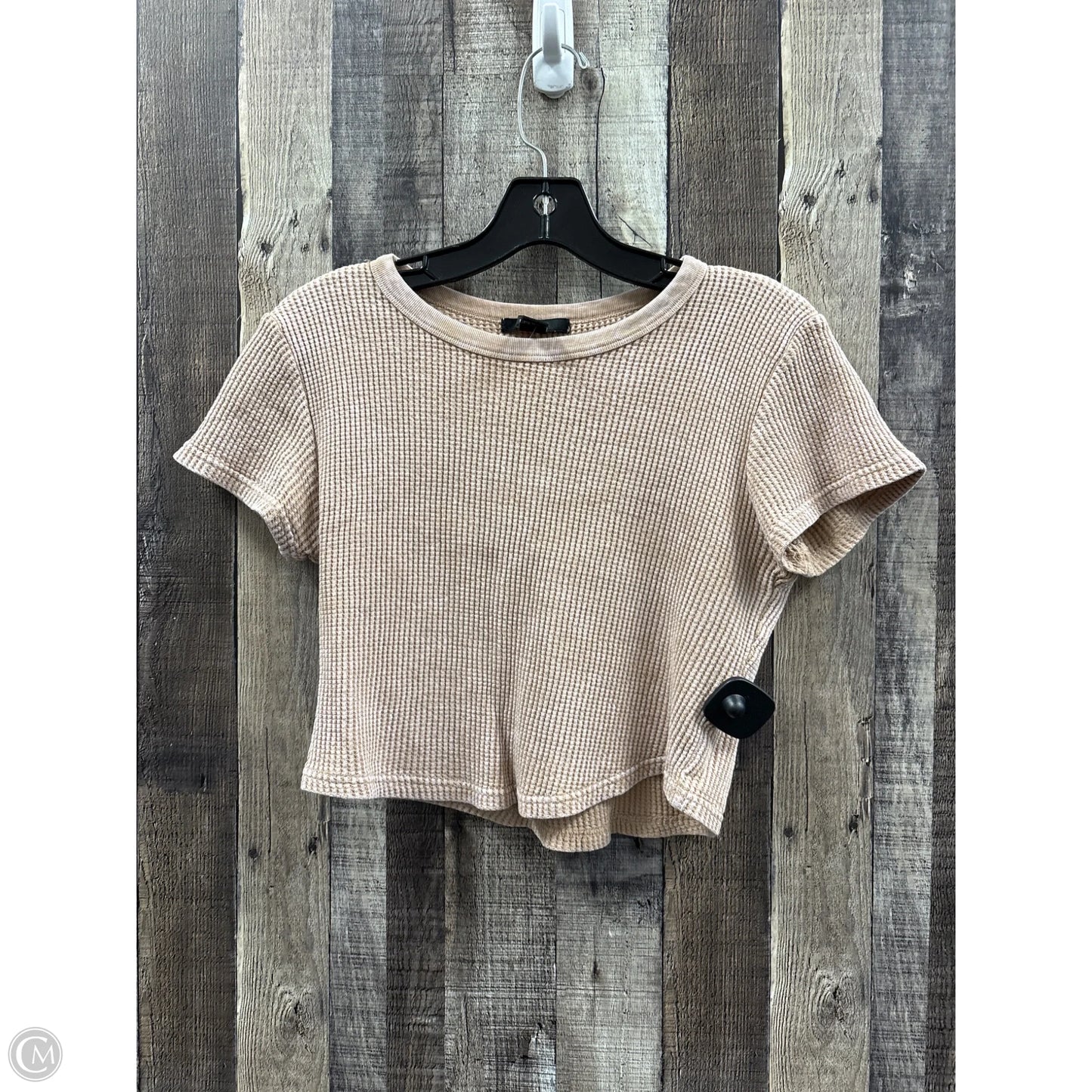 Top Short Sleeve By Forever 21 In Tan, Size: L