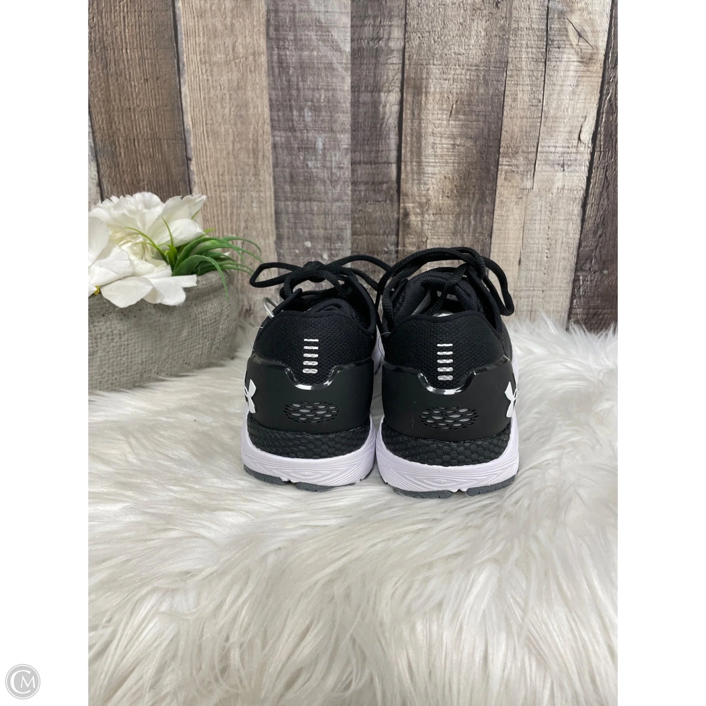 Shoes Athletic By Under Armour In Black, Size: 7.5