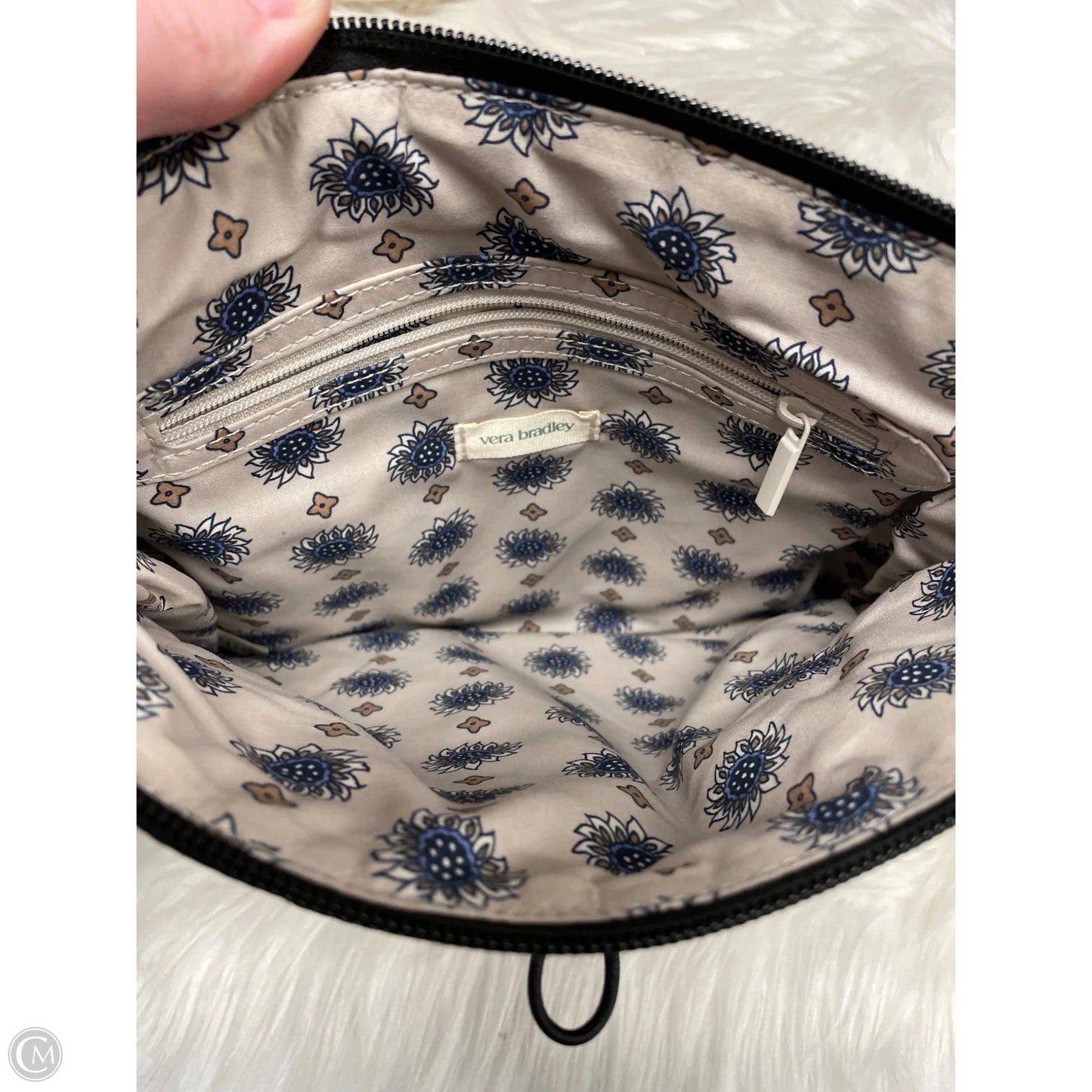 Handbag By Vera Bradley, Size: Medium