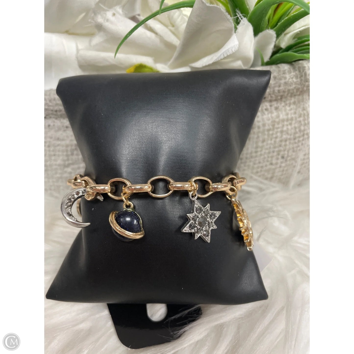 Bracelet Charm By Charming Charlie