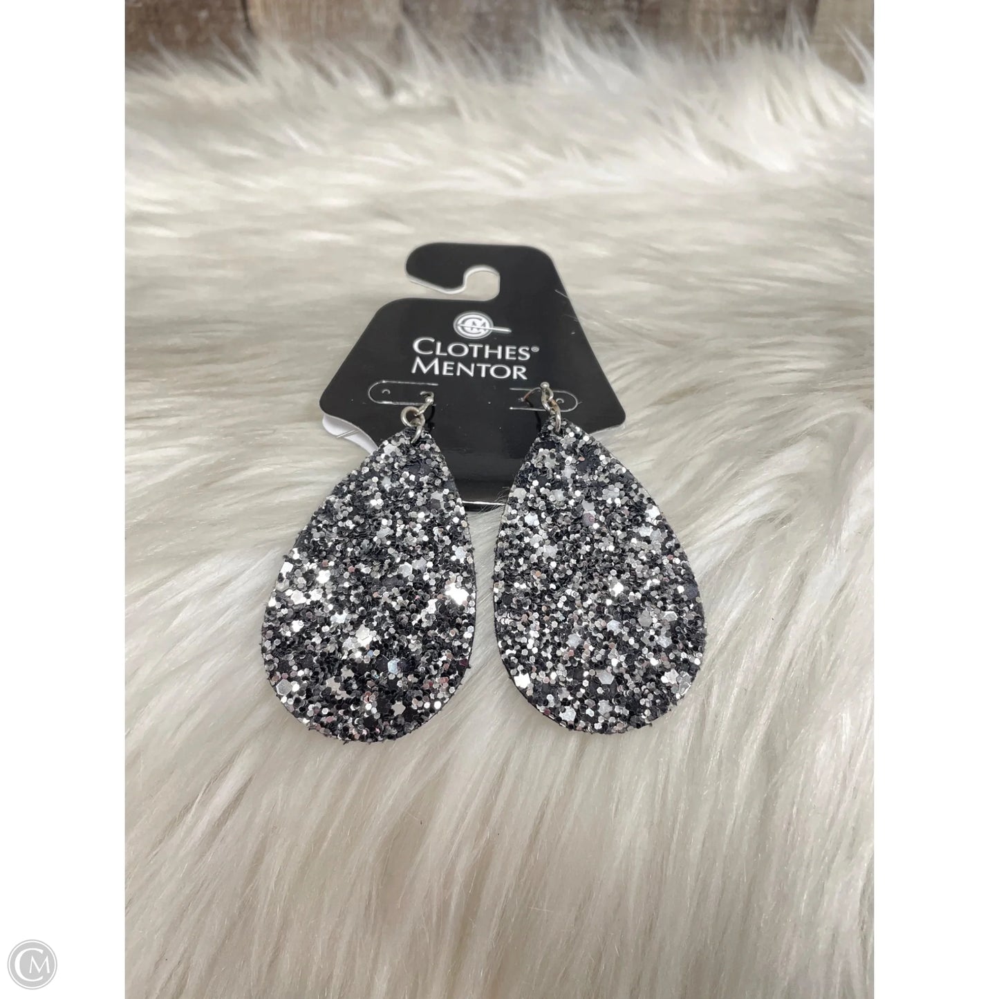 Earrings Dangle/drop By Cmf