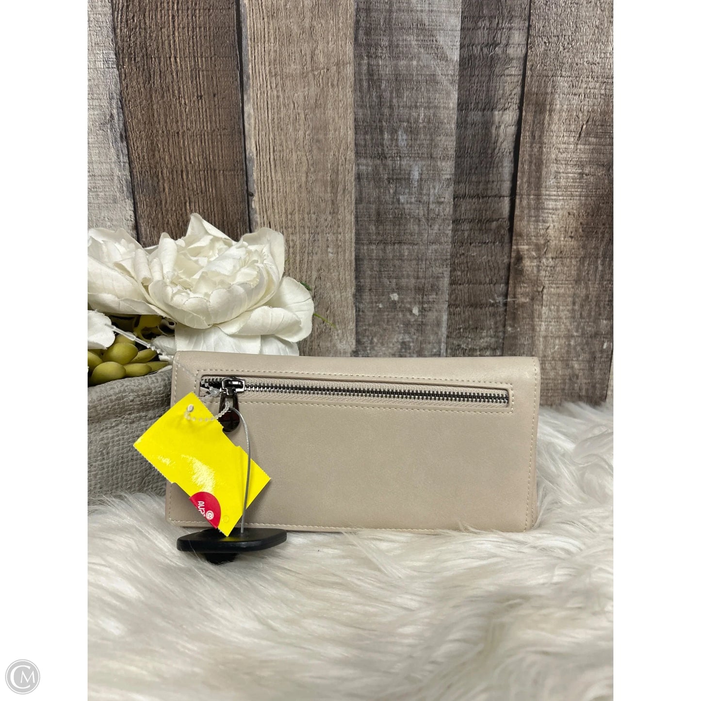 Wallet By Cmf, Size: Small