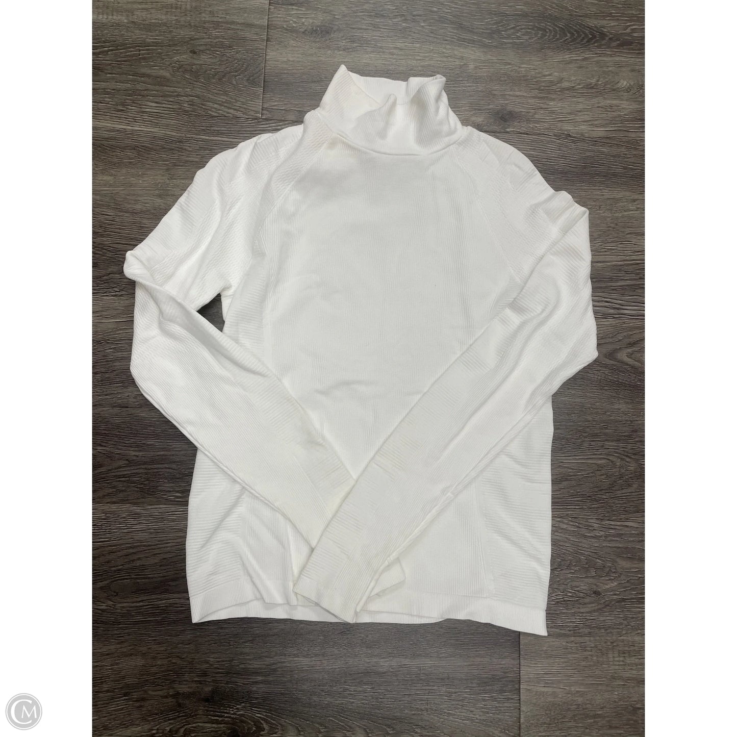 Athletic Top Long Sleeve Collar By Athleta In White, Size: M