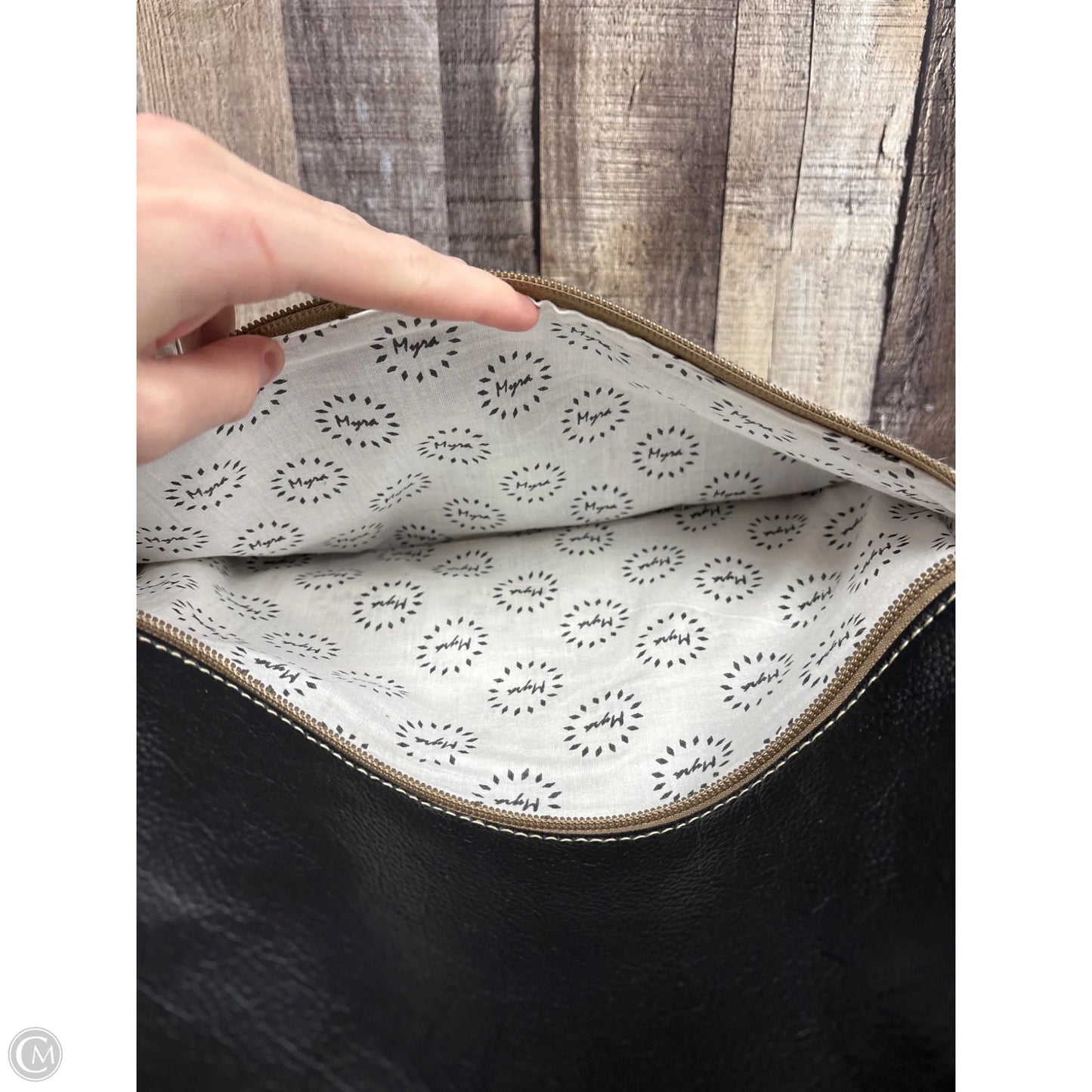Crossbody By Myra, Size: Medium