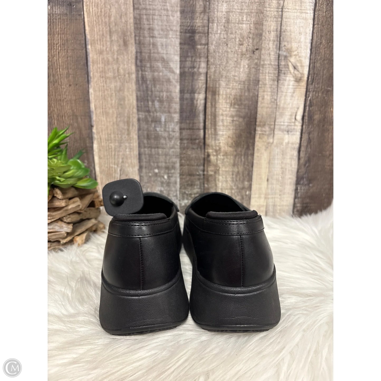 Shoes Heels Wedge By Fitflop In Black, Size: 9