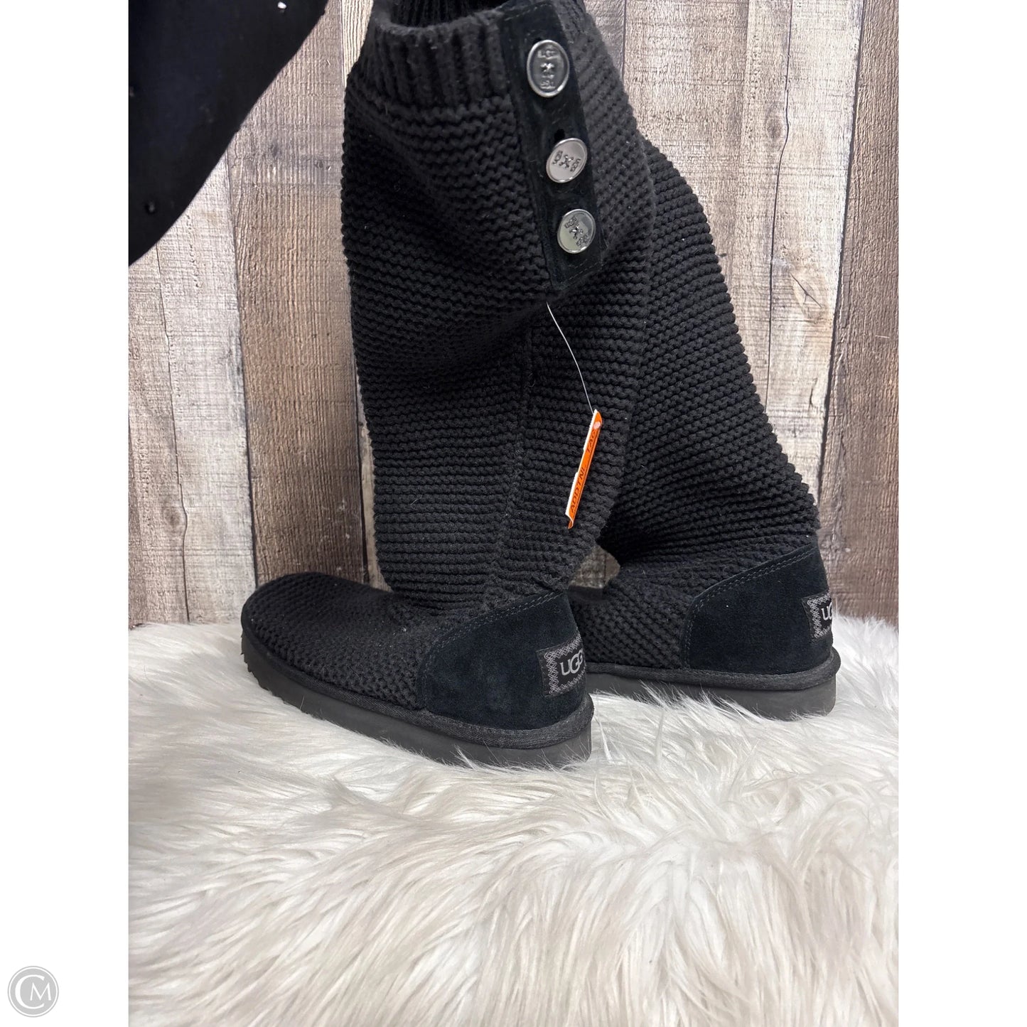 Boots Designer By Ugg In Black, Size: 9