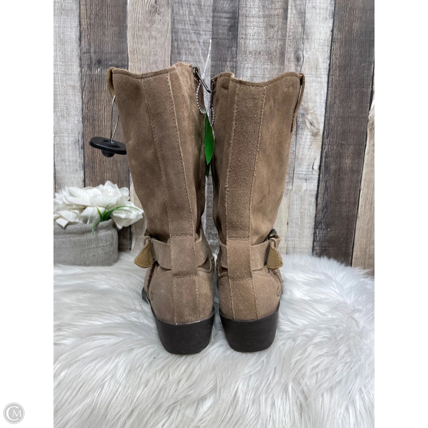 Boots Designer By Ugg In Tan, Size: 9