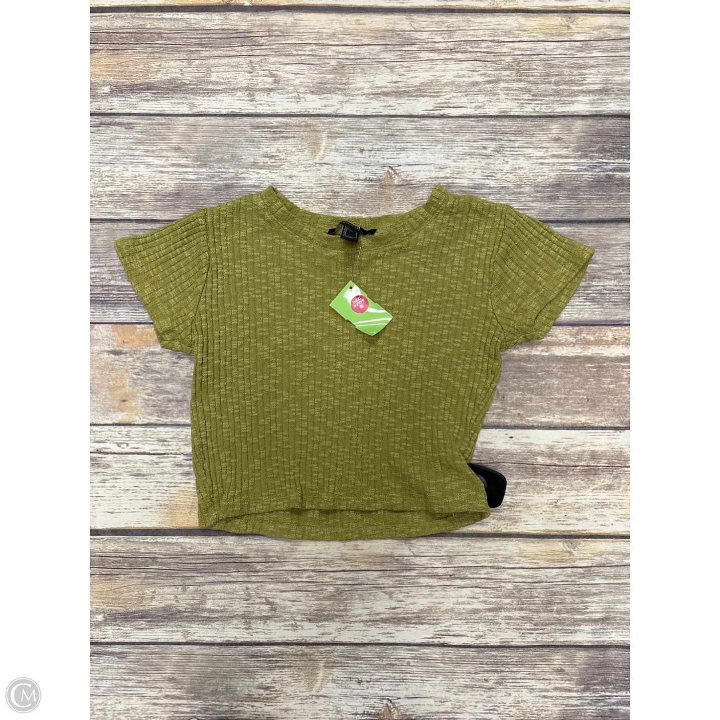 Top Short Sleeve By Forever 21 In Green, Size: S