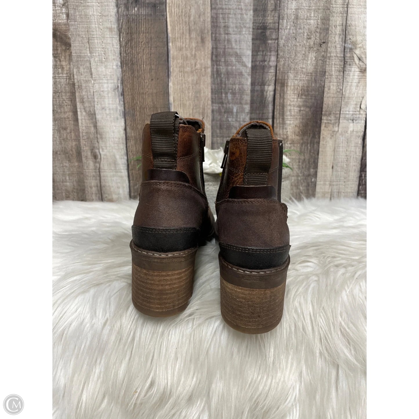 Boots Ankle Heels By Cmc In Brown, Size: 8