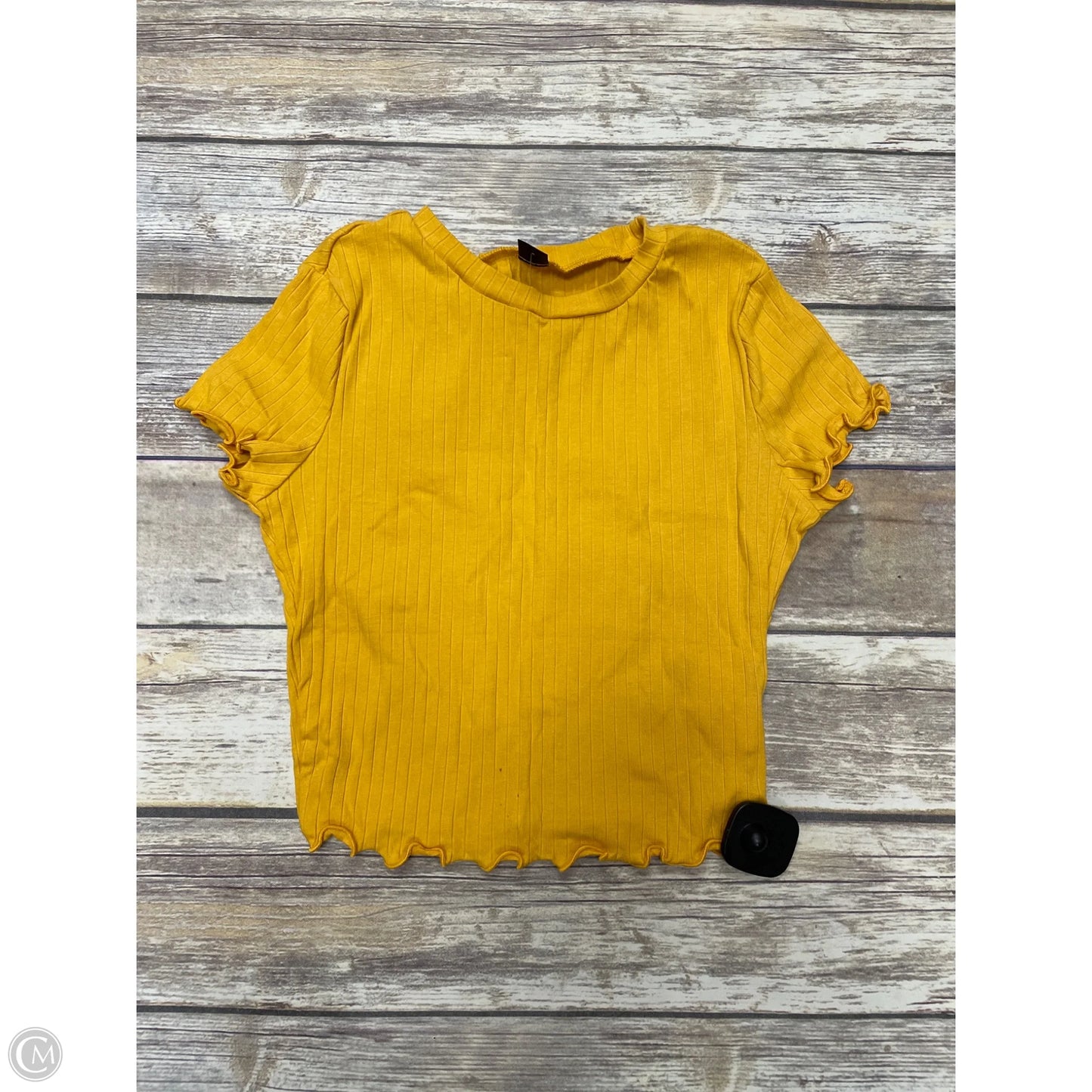 Top Short Sleeve By Cmf In Gold, Size: S