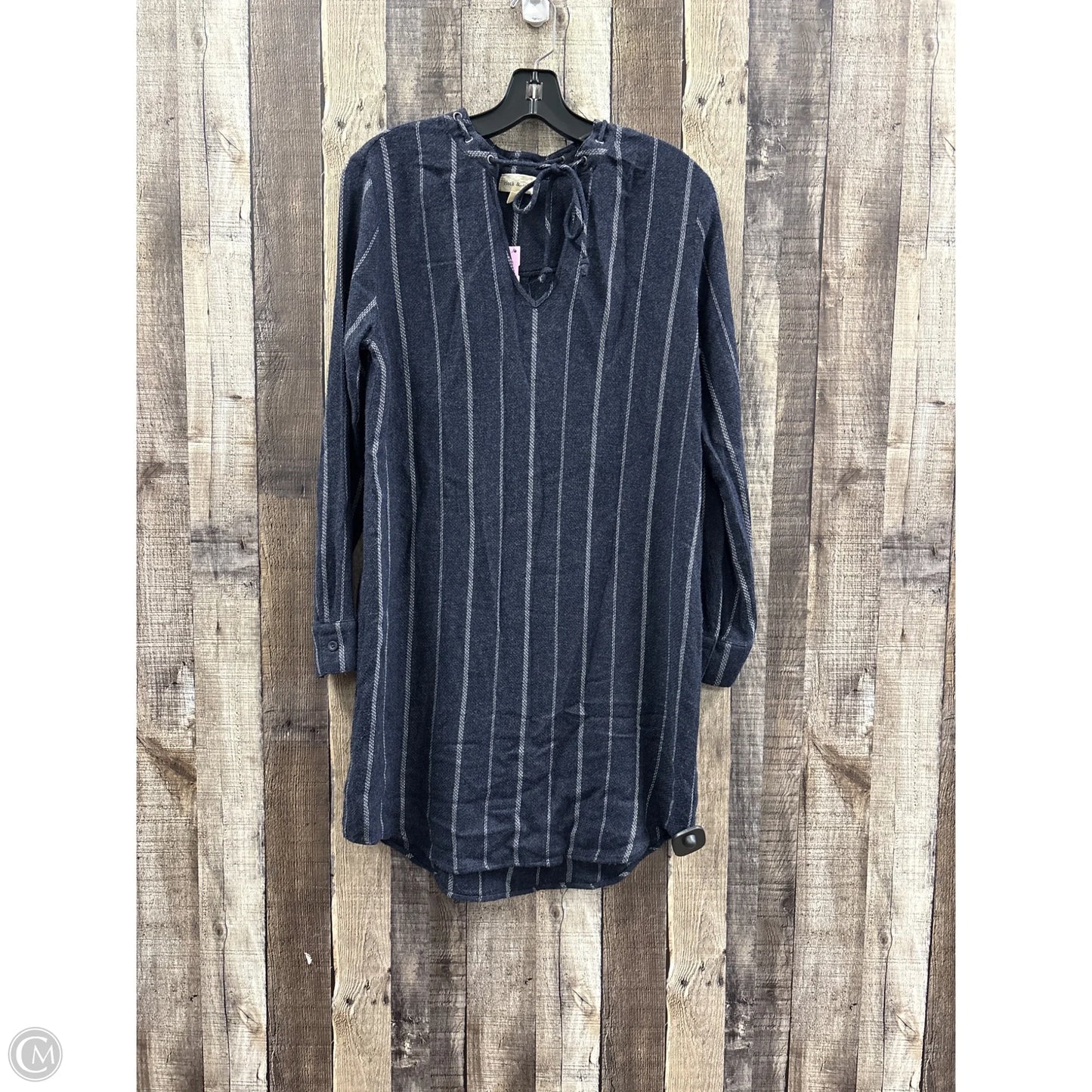 Dress Casual Short By Cloth & Stone In Blue, Size: M