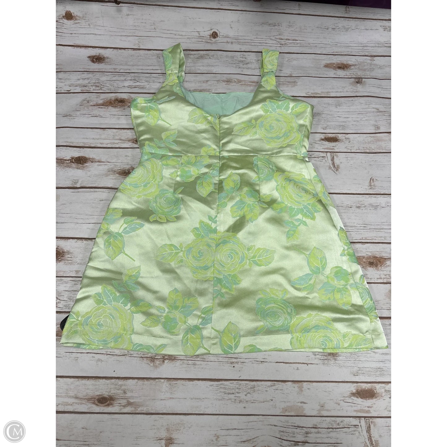 Dress Casual Short By Lulus In Green, Size: L
