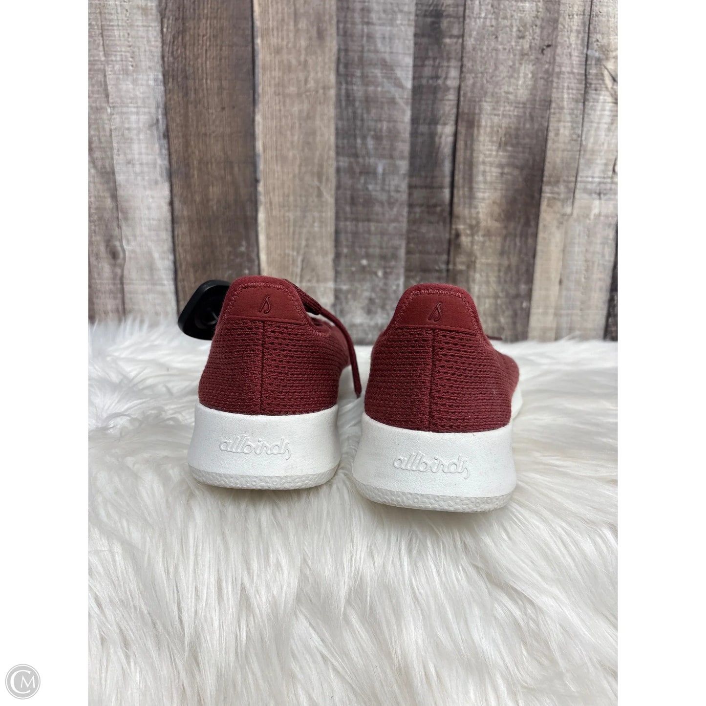 Shoes Sneakers By Allbirds In Maroon, Size: 8