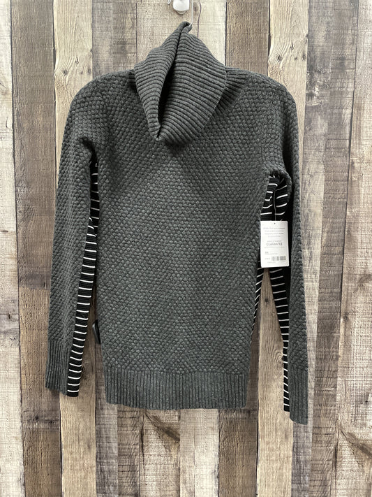 Sweater By Athleta  Size: Xs