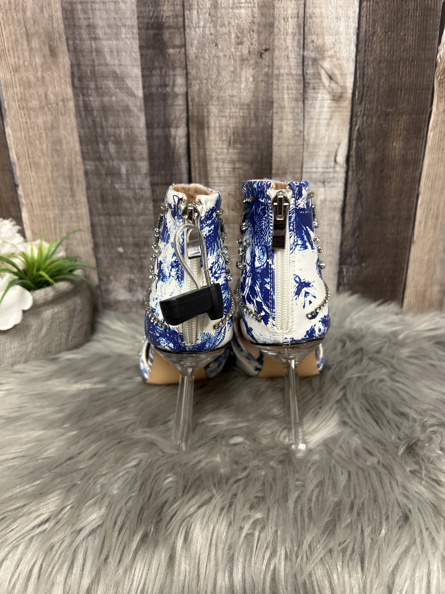 Boots Ankle Heels By Cmc Size: 10