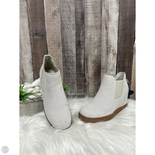 Boots Ankle Heels By Cme In Tan, Size: 9